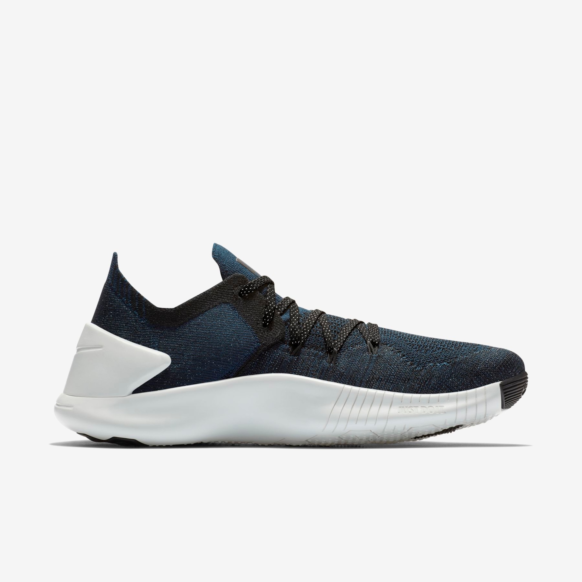 Tênis Nike Free TR Flyknit 3 Metallic Feminino - Foto 3