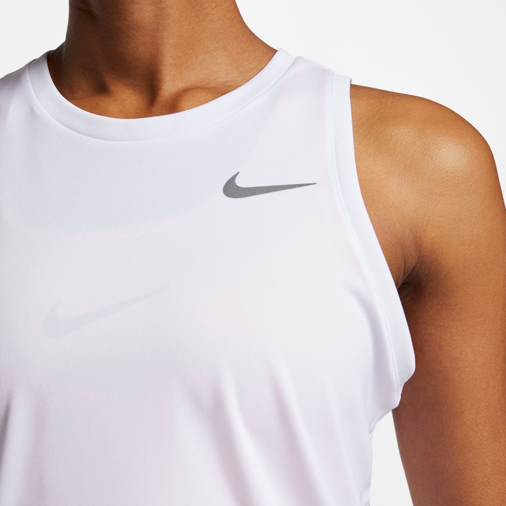 Regata Nike Miler Feminina - Foto 3