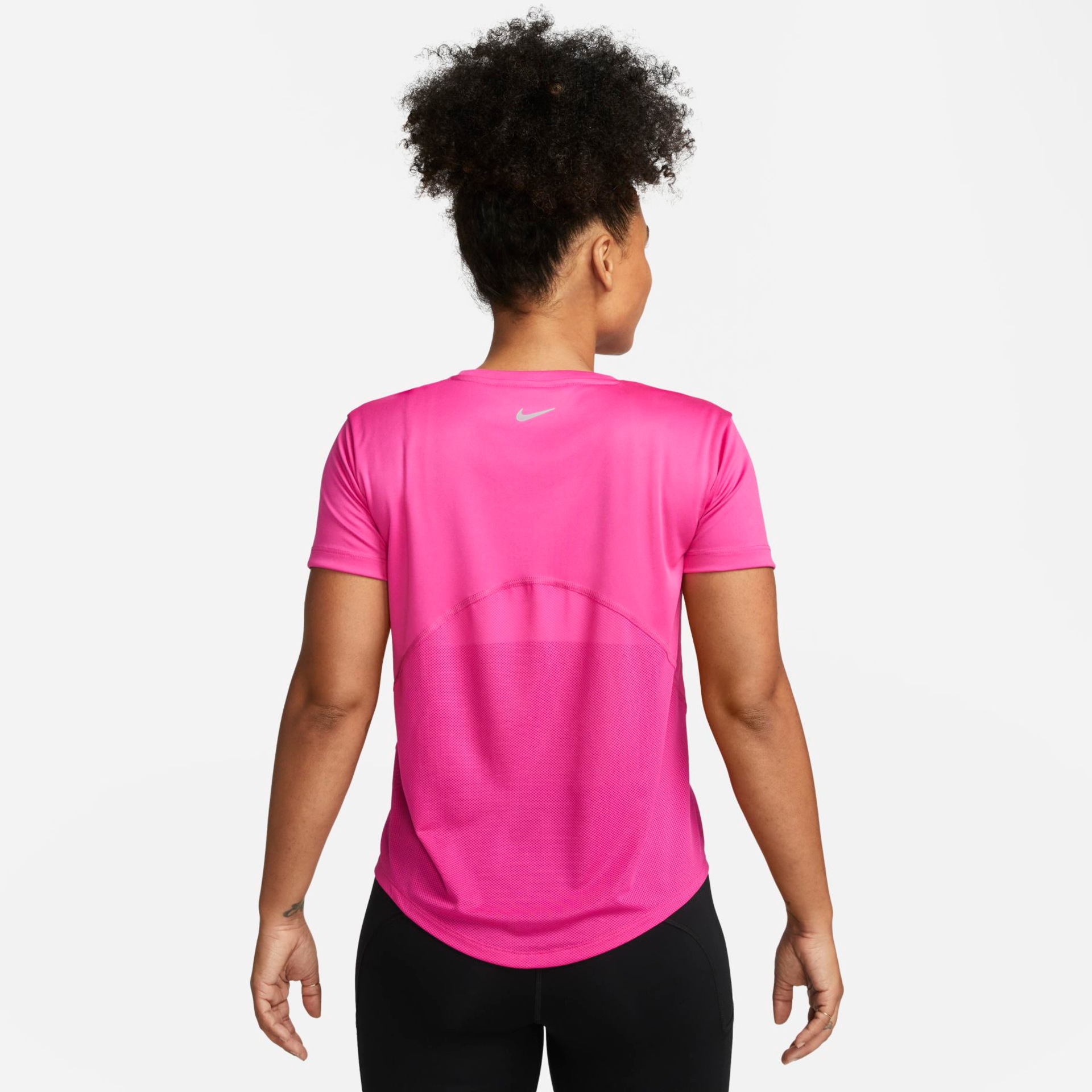 Camiseta Nike Miller Feminina - Foto 2