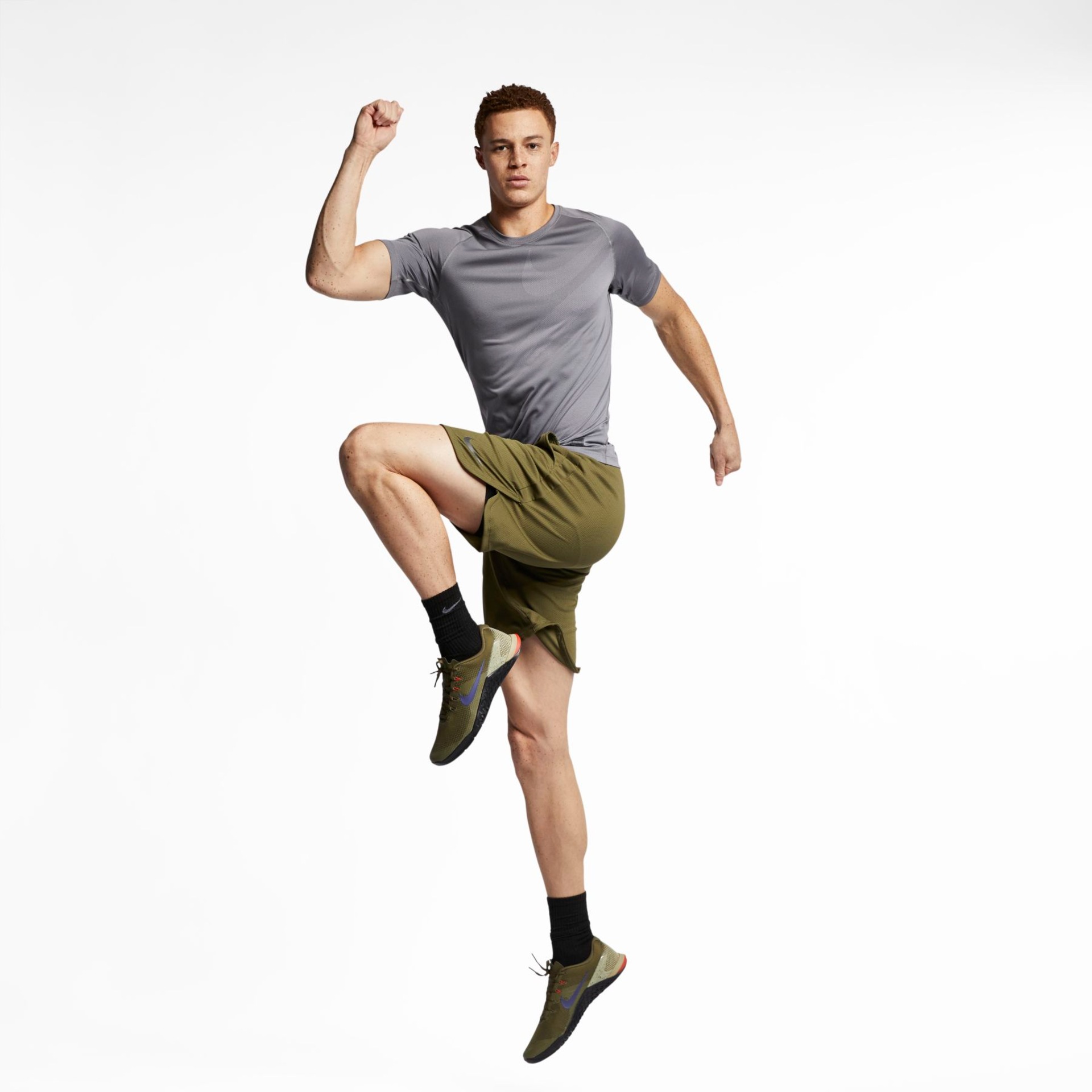 Camiseta Nike Pro Swoosh Masculina - Foto 6