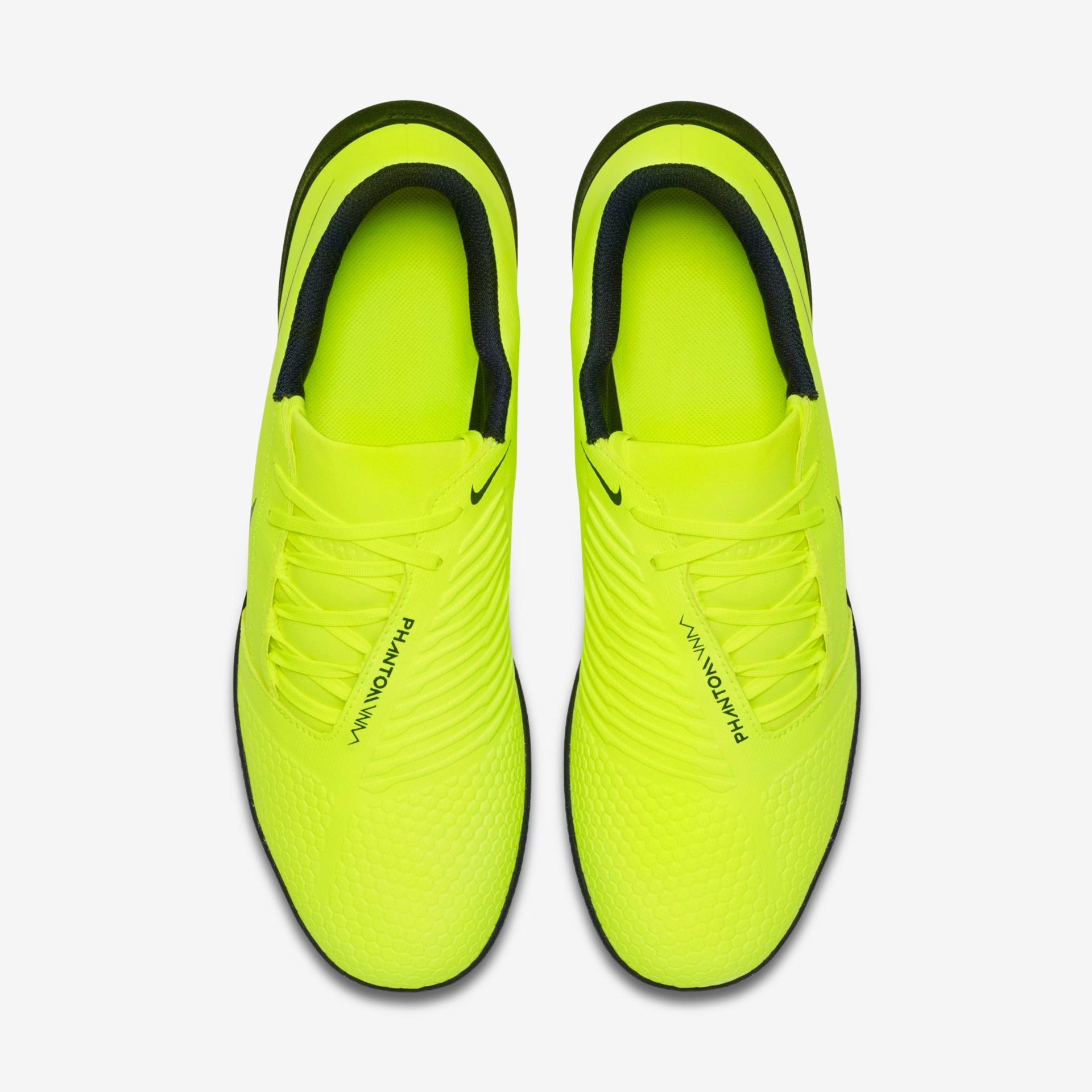 Chuteira Nike Phantom Venom Club Futsal - Foto 4