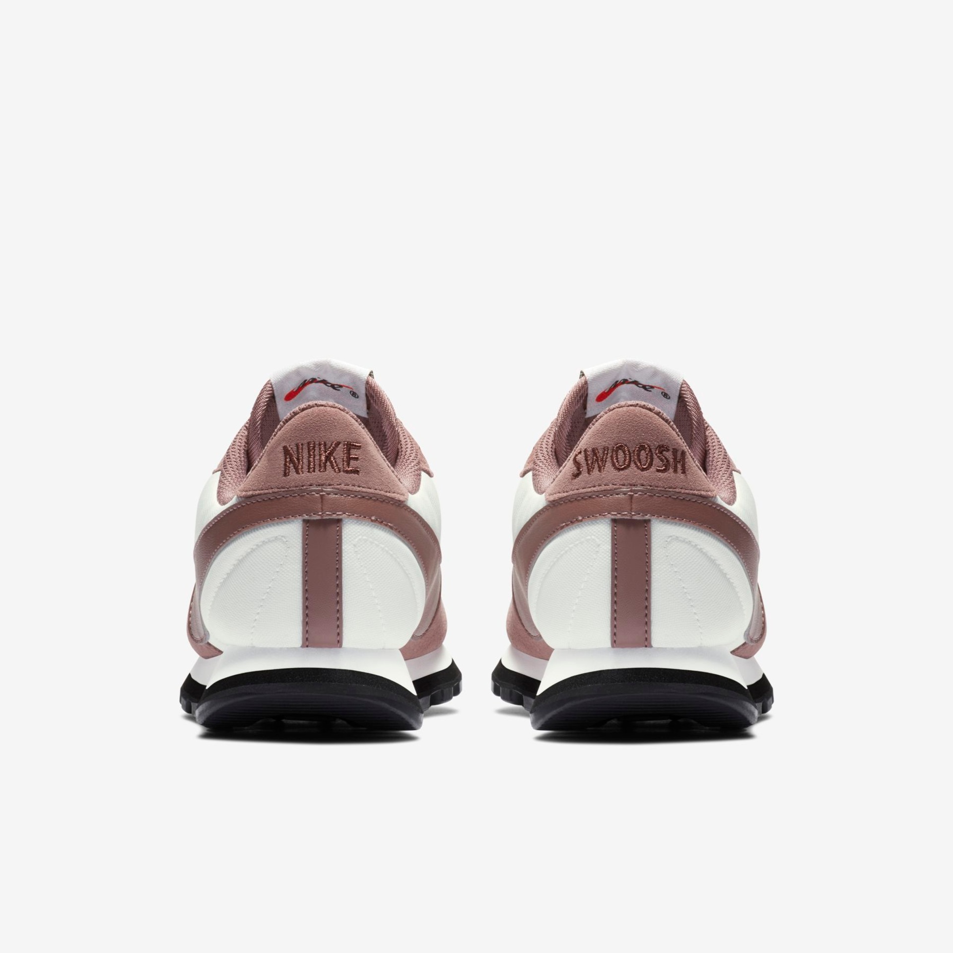 Tênis Nike Pre-Love O.X. Feminino - Foto 6