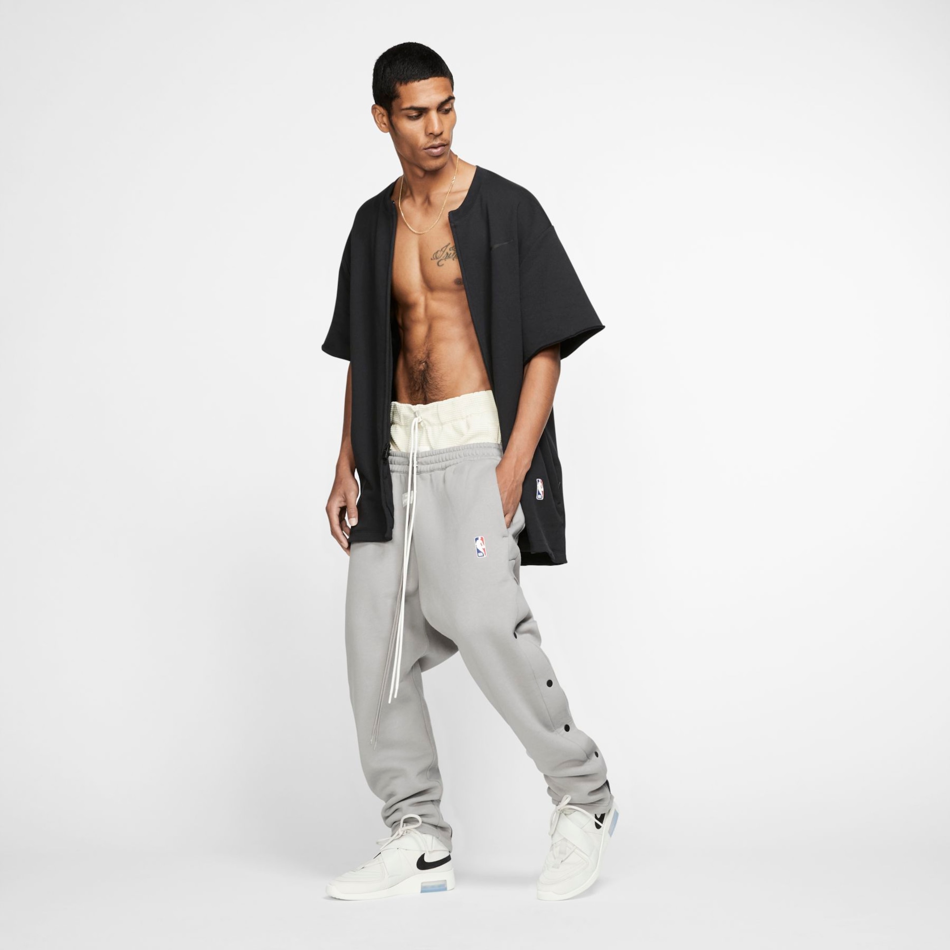 Camiseta Nike x Fear of God Masculina - Foto 6