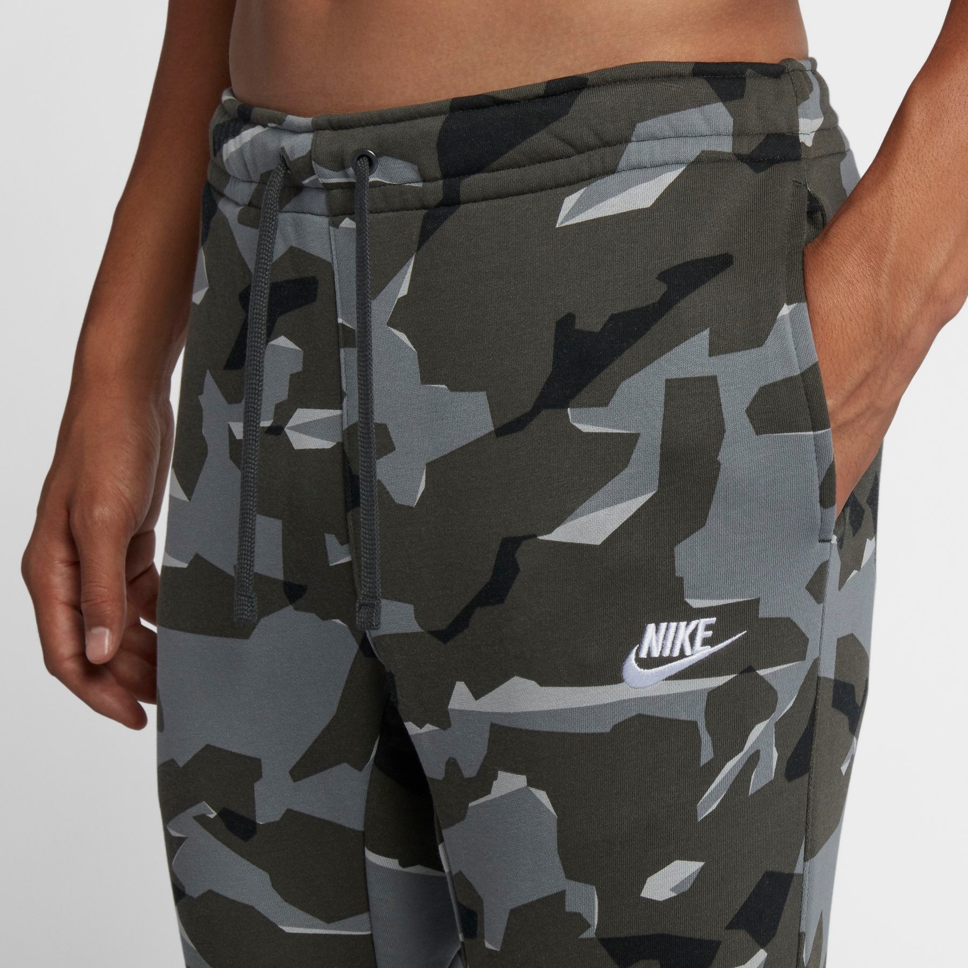 Calça Nike Sportswear Club Camo Masculina - Foto 2