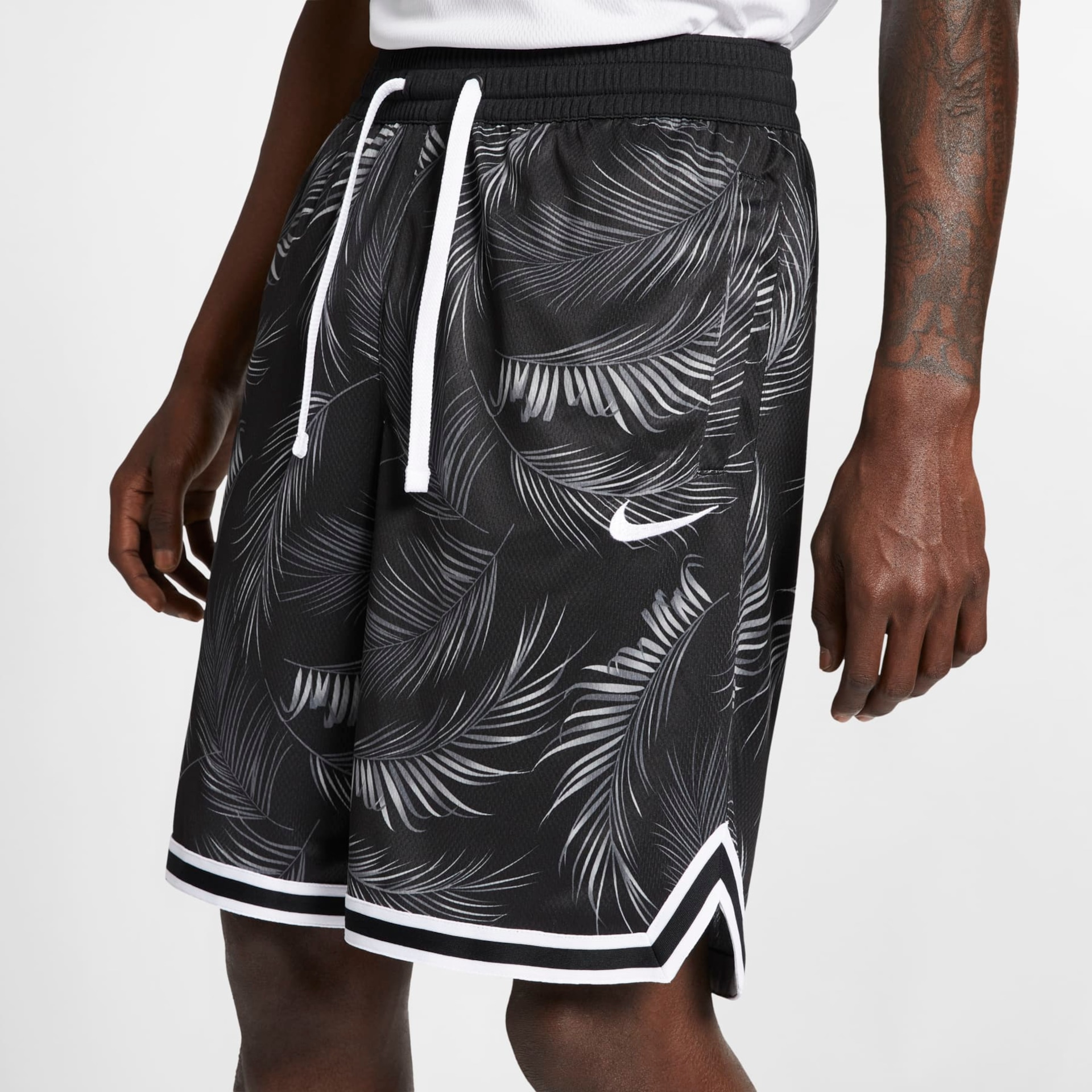 Shorts Nike Dri-Fit DNA Floral Masculino - Foto 1