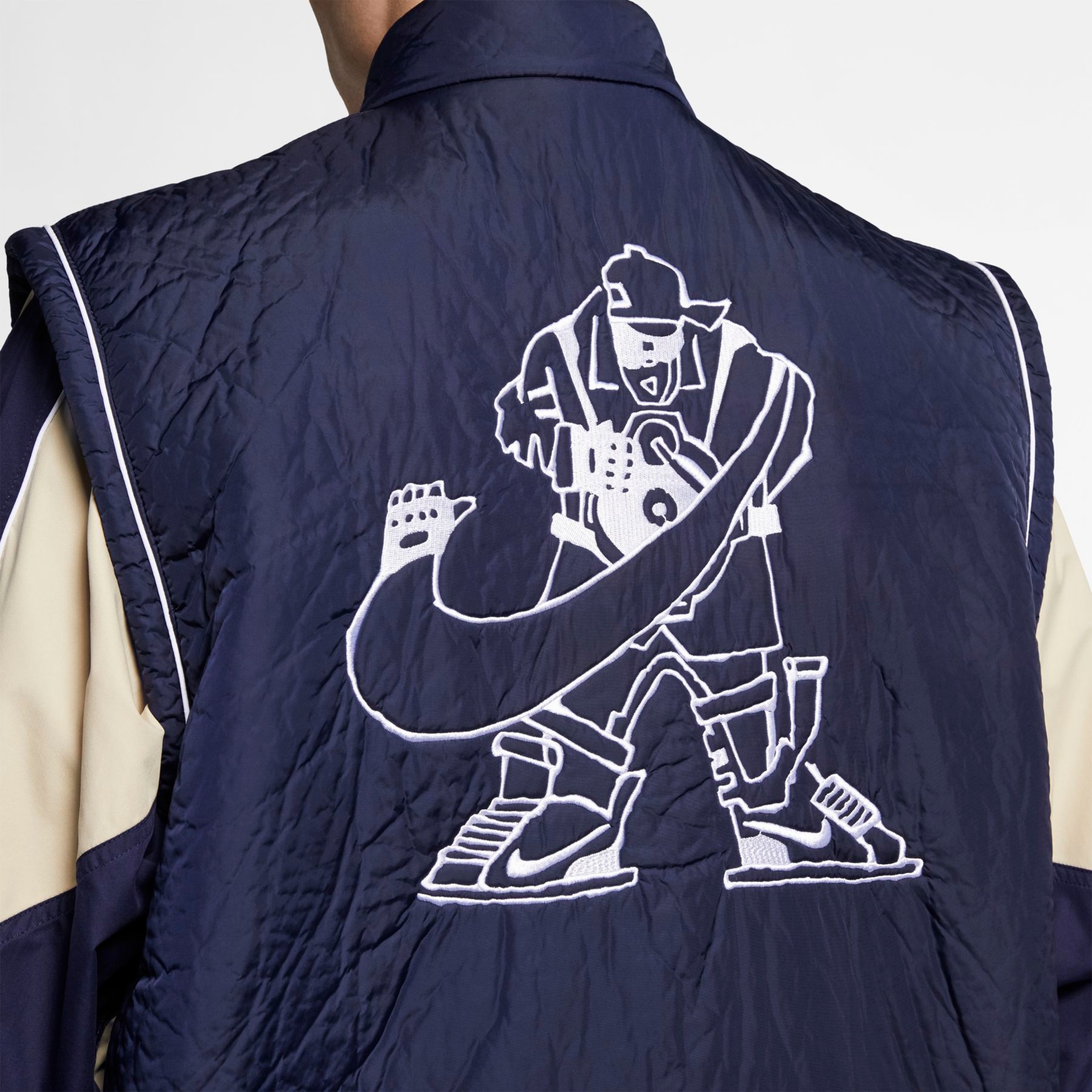 Colete Nike X Cav Empt Track Masculino - Foto 3