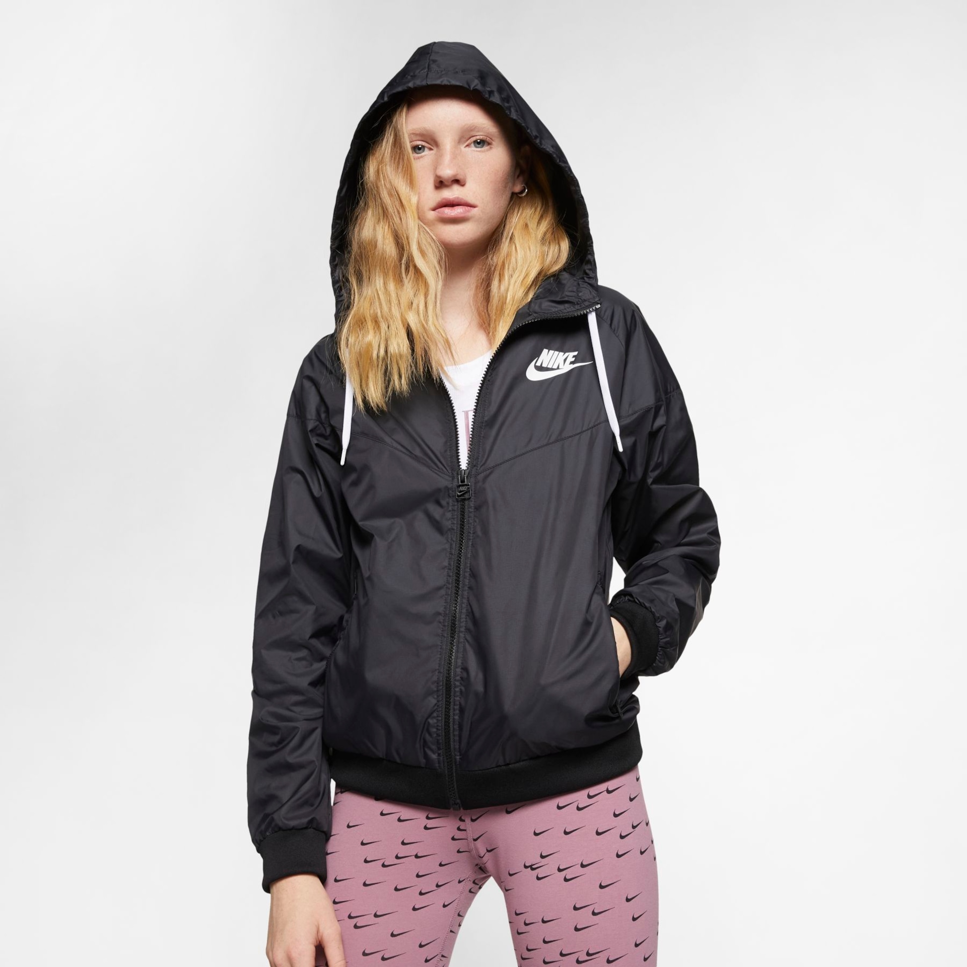 Imagem principal de Jaqueta Nike Sportswear Windrunner Feminina