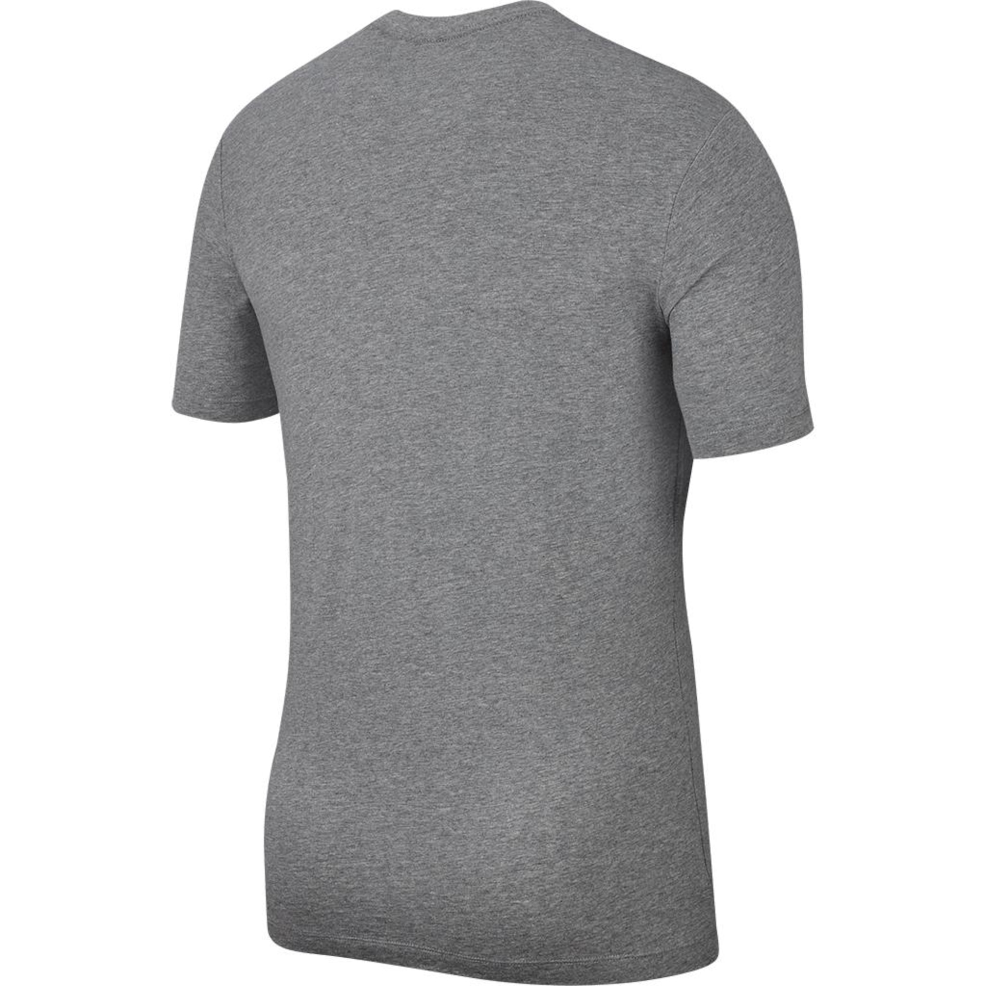 Camiseta Nike Sportswear Club Masculina - Foto 2