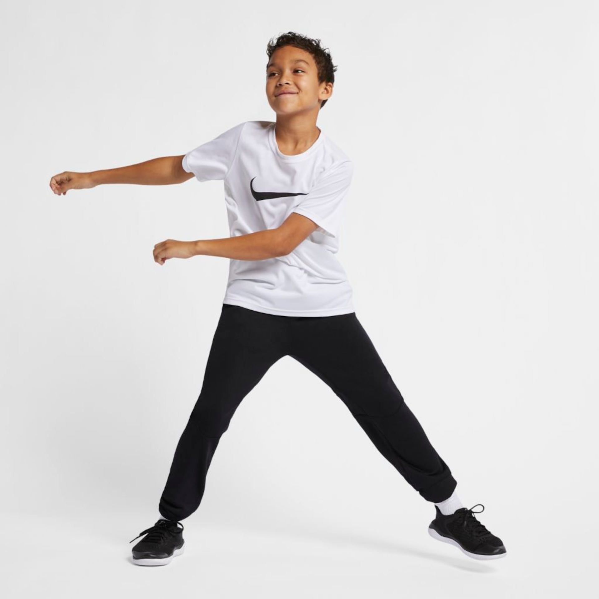 Camiseta Nike Dri-FIT Infantil - Foto 4