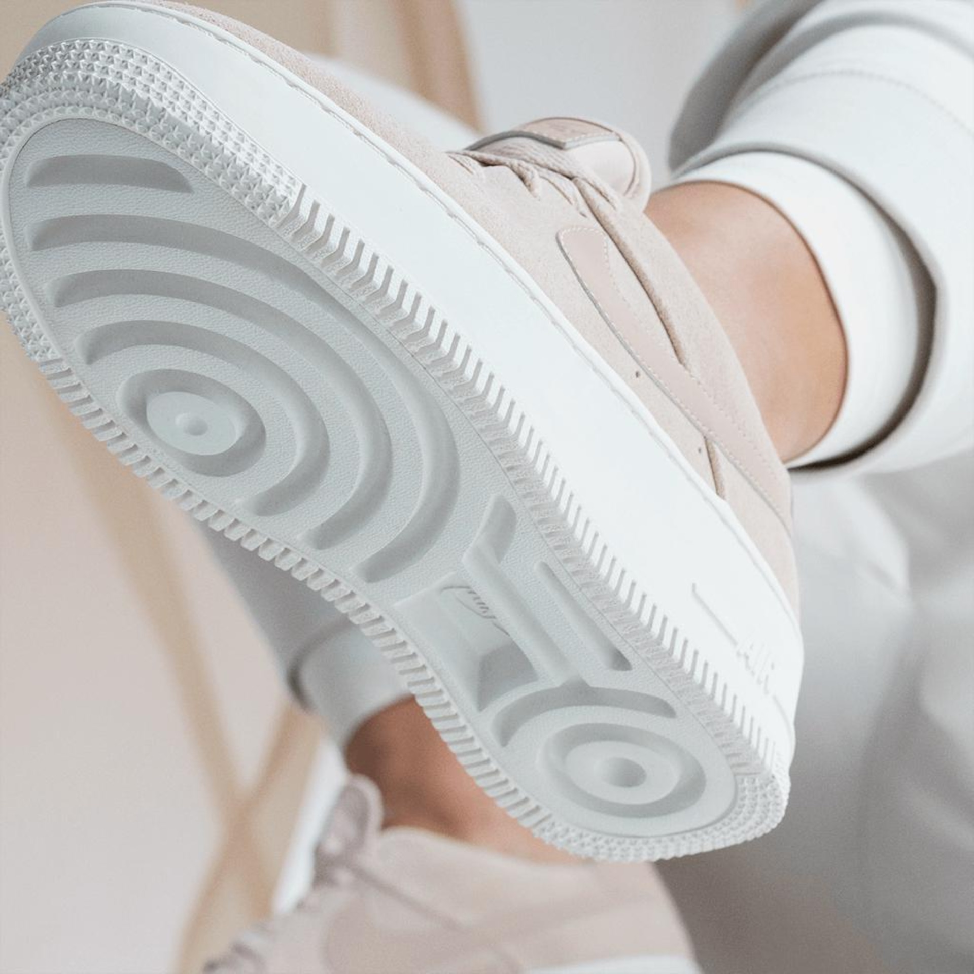 Tênis Nike Air Force 1 Sage Low Feminino - Foto 9