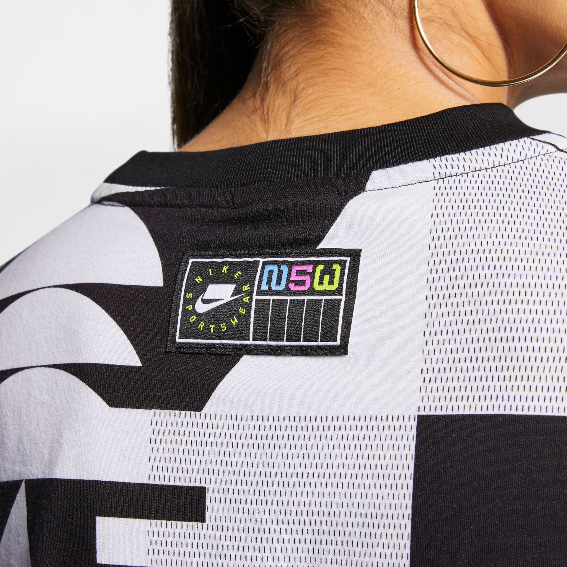 Camiseta Nike Sportswear AOP Unissex - Foto 7