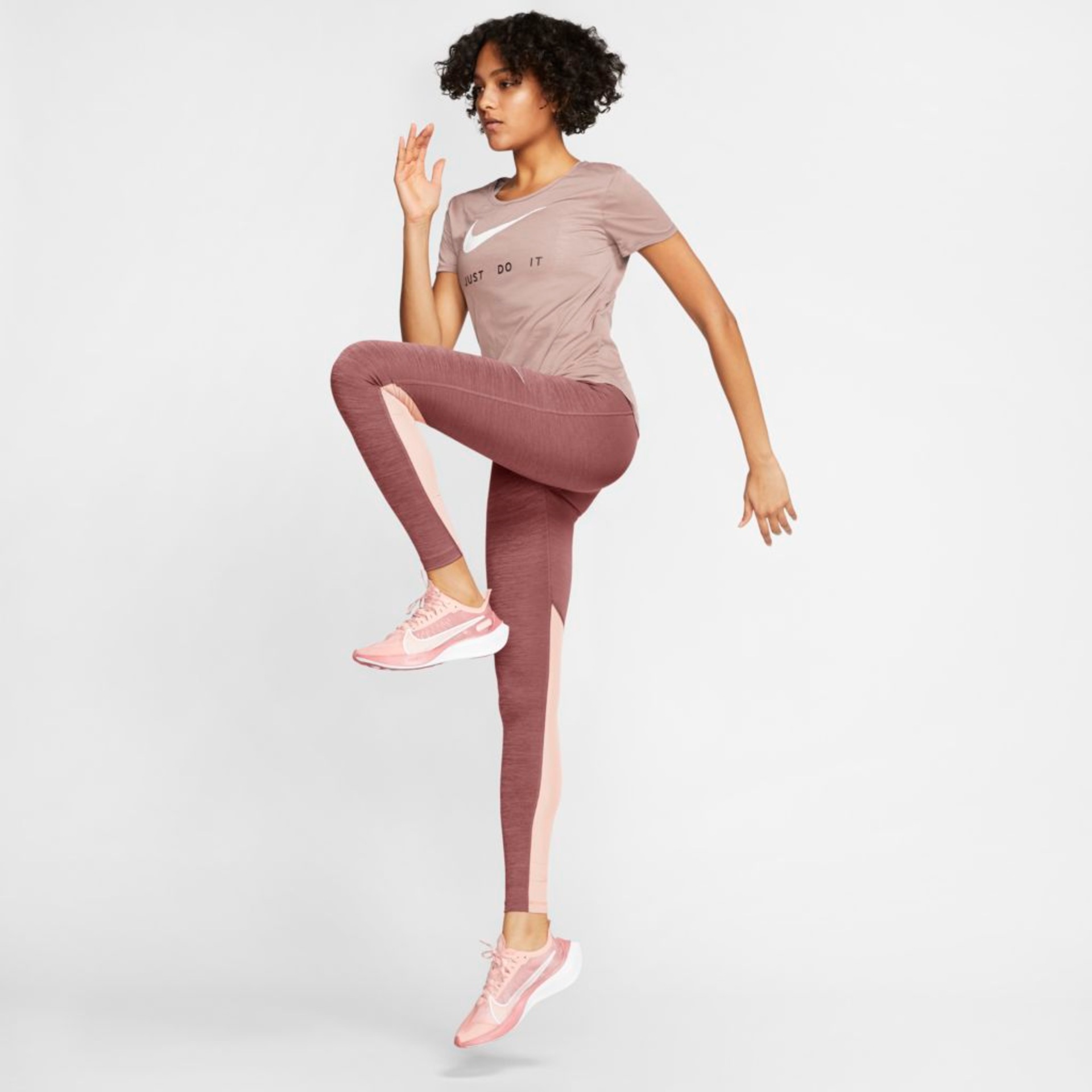 Legging Nike Fast Feminina - Foto 3