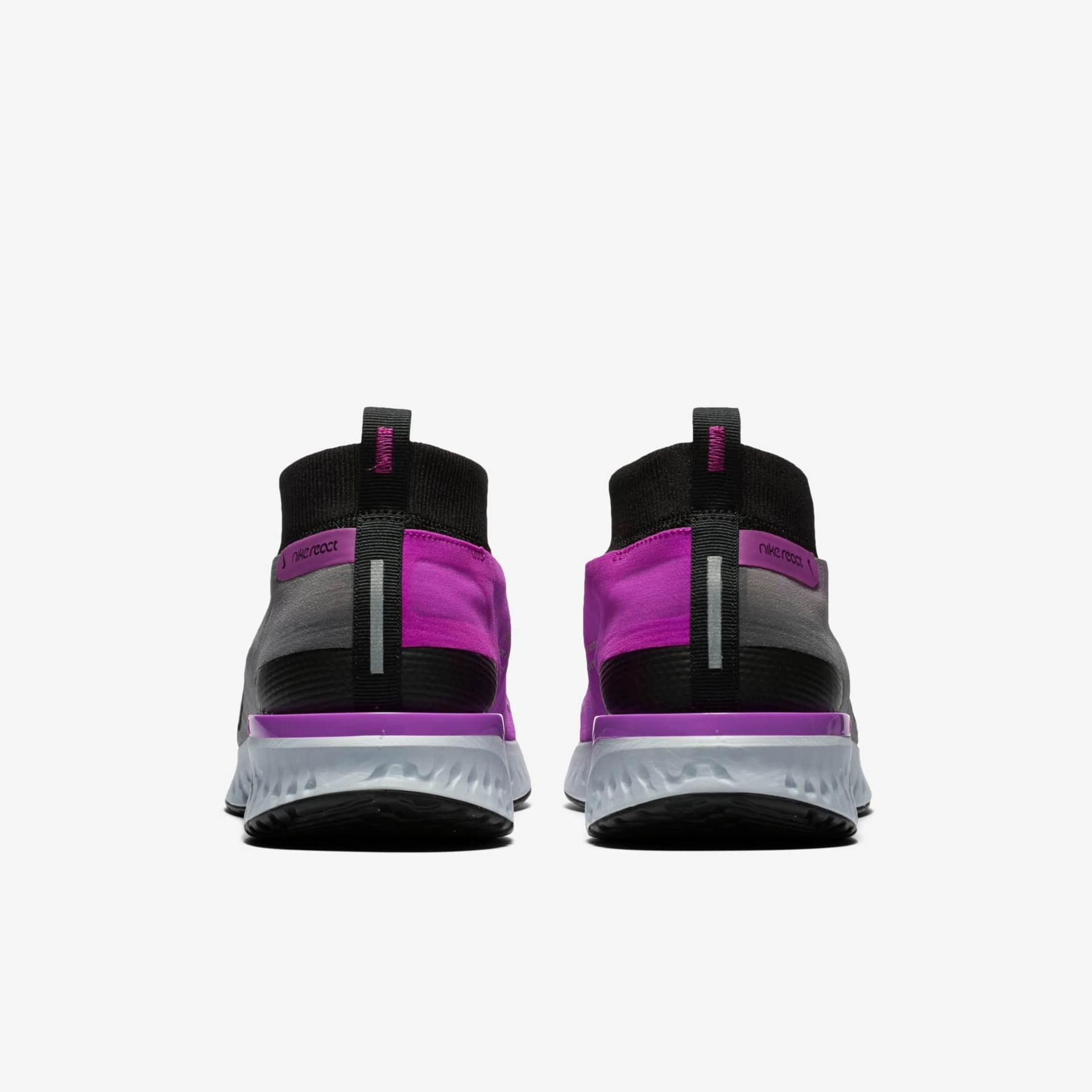 tenis nike react city