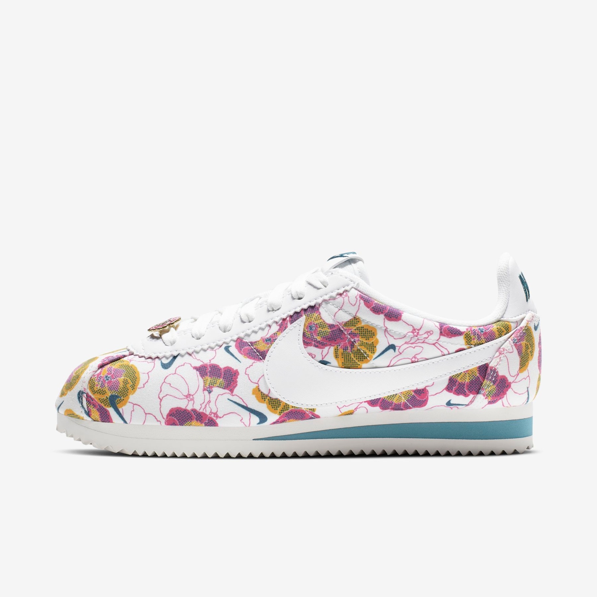 Tênis Nike Classic Cortez LX Feminino - Foto 1