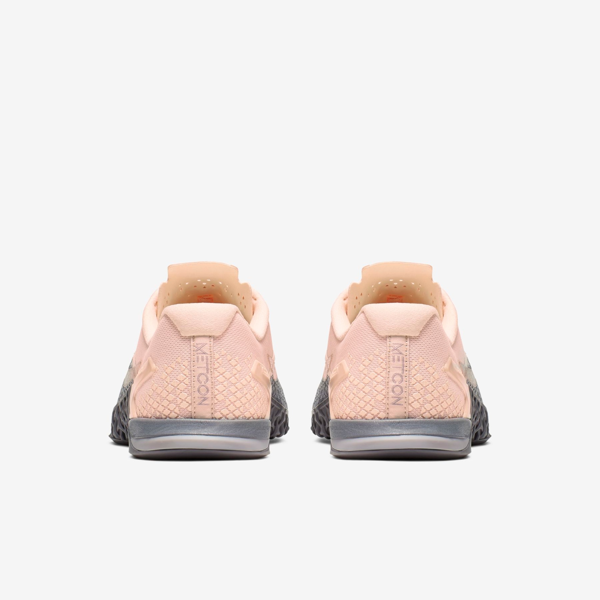 Tênis Nike Metcon 4 XD Metallic Feminino - Foto 6