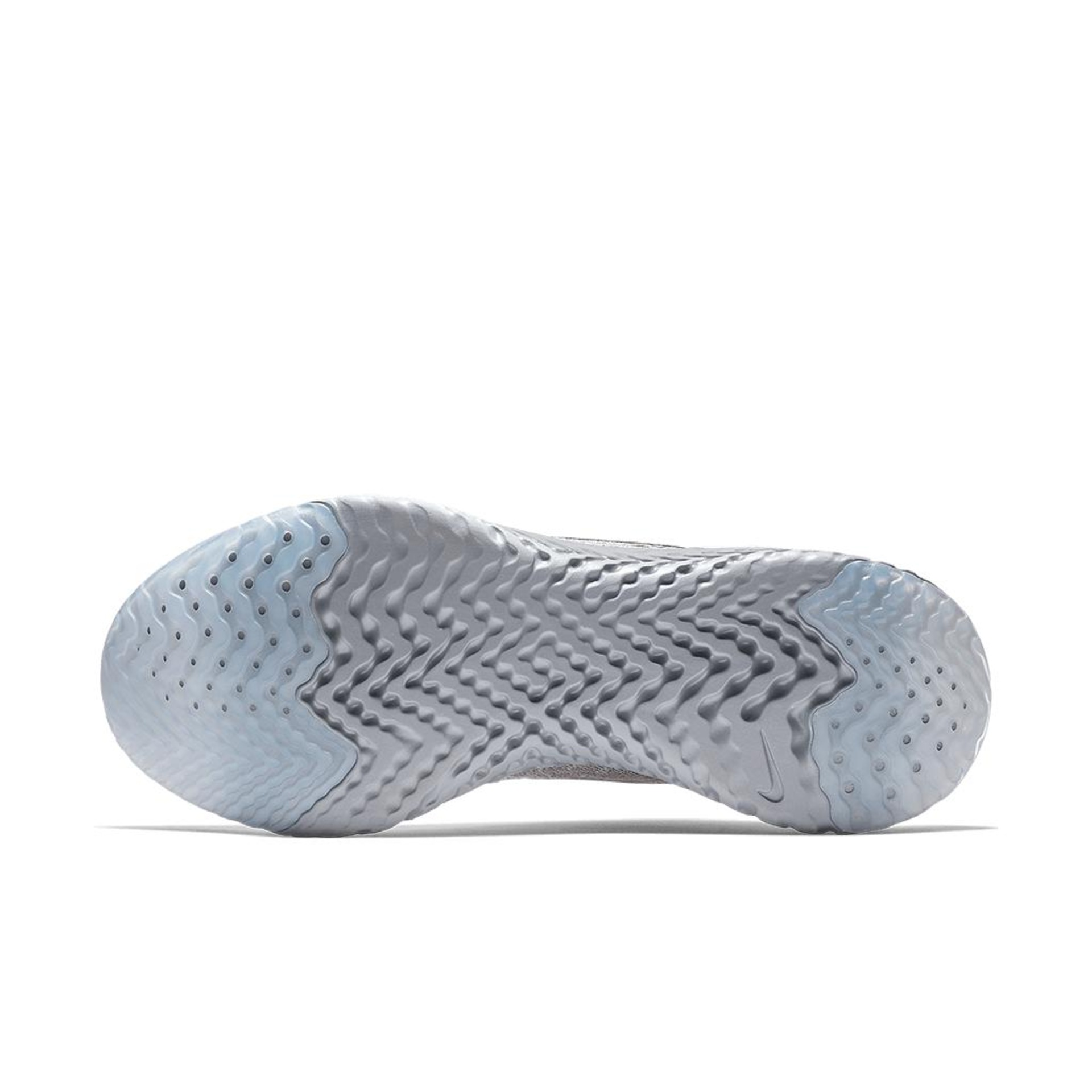 Tênis Nike Epic React Flyknit Metallic Feminino - Foto 2