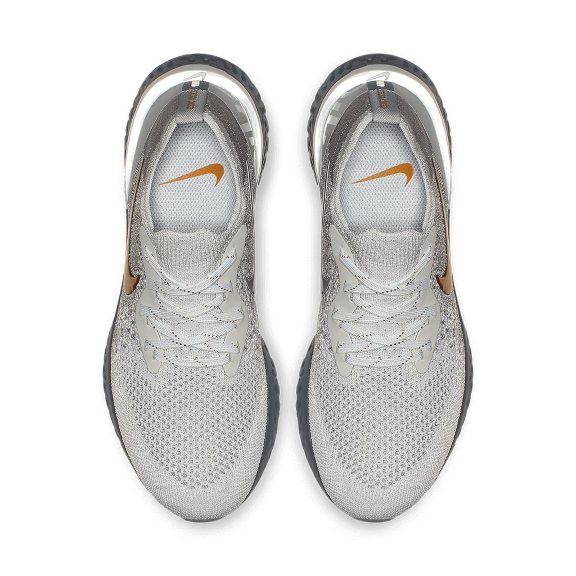 Tênis Nike Epic React Flyknit Metallic Feminino - Foto 4