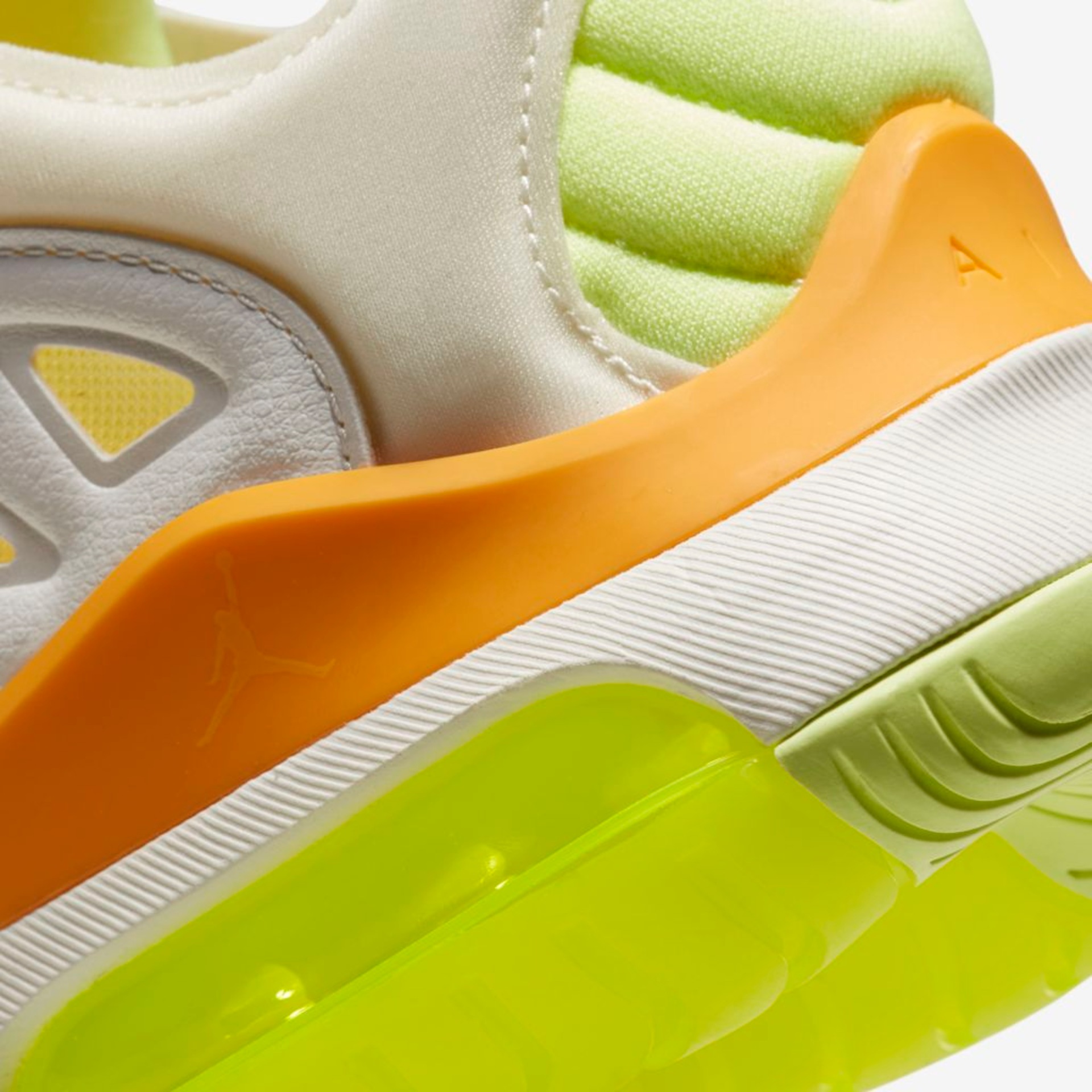 Tênis Jordan Air Max 200 XX Feminino - Foto 8