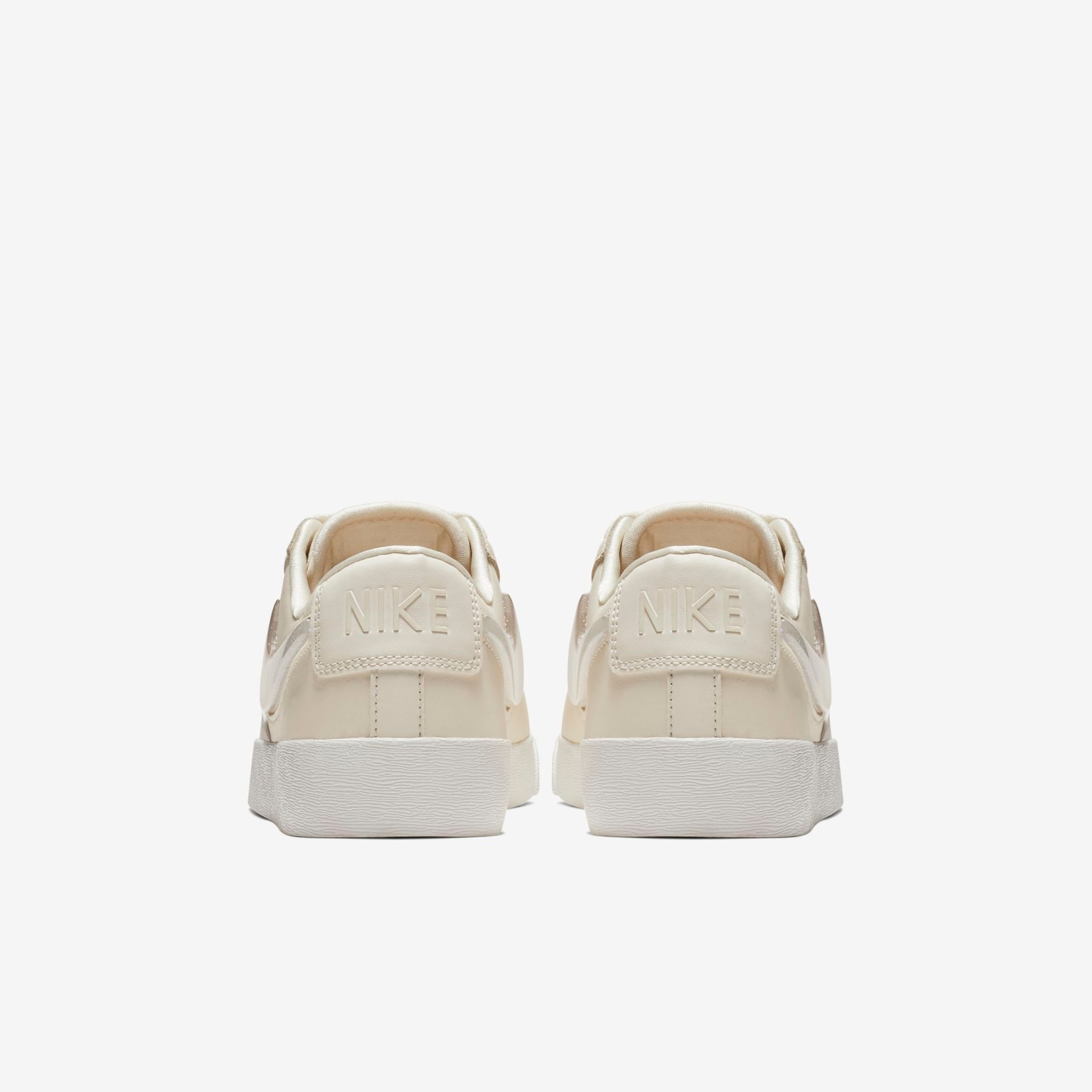 Tênis Nike Blazer Low Lux Feminino - Foto 6