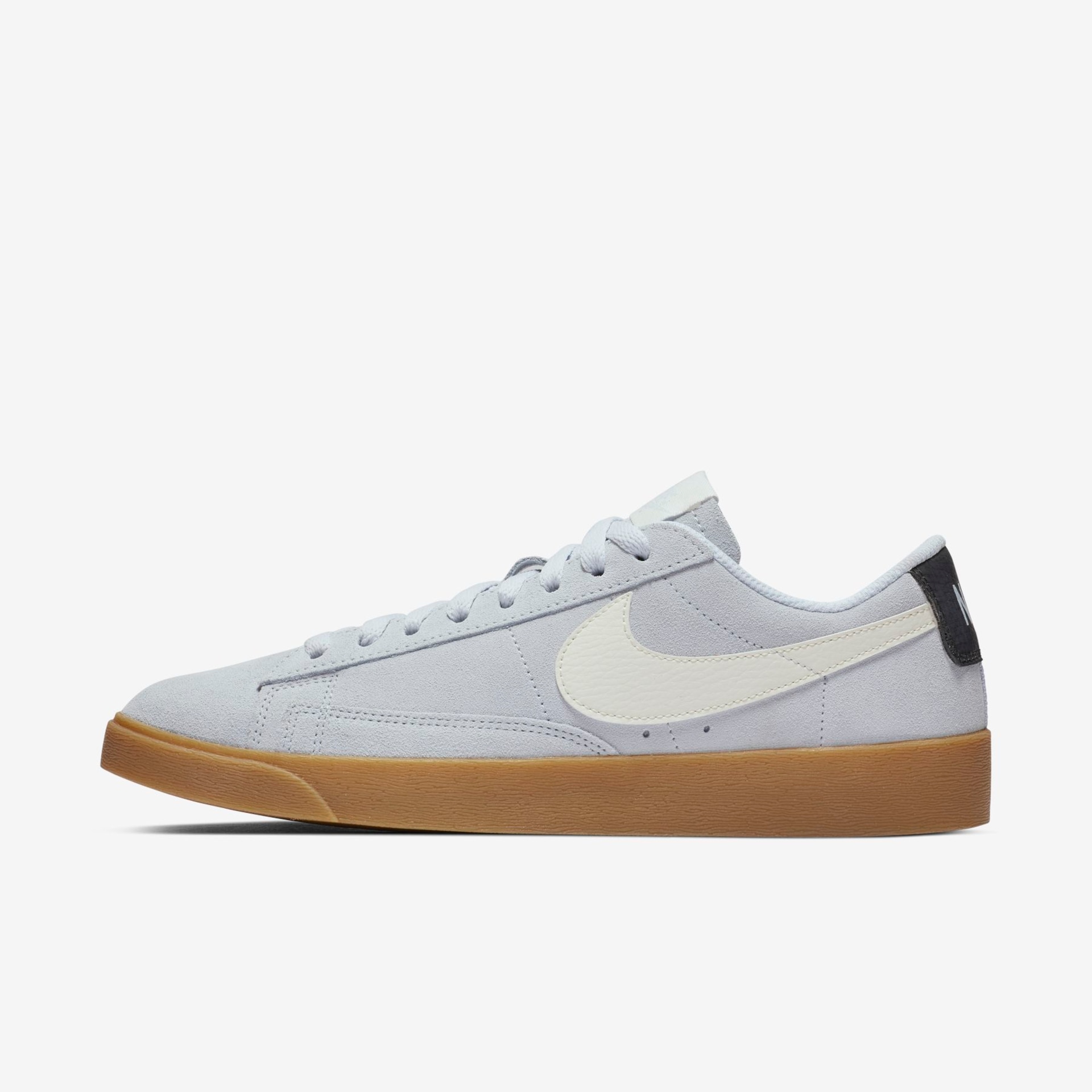 Tênis Nike Blazer Low SD Feminino - Foto 1