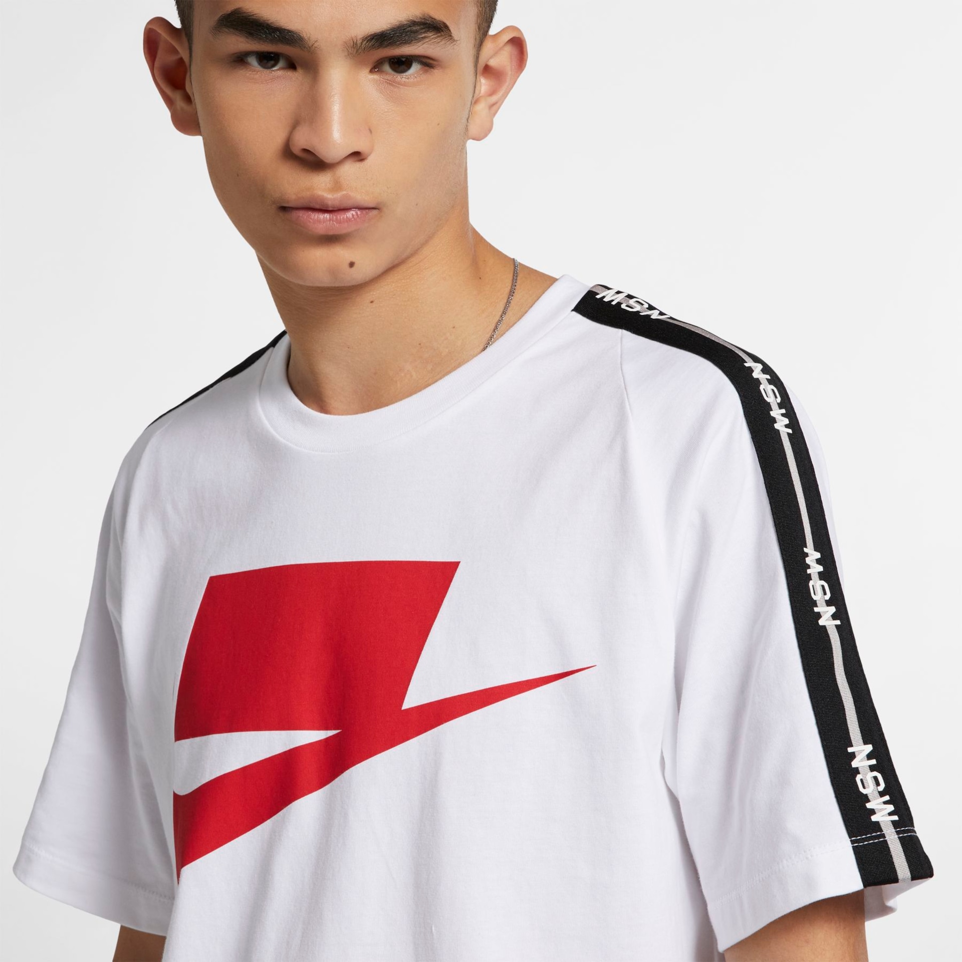 camiseta nike sportswear nsw