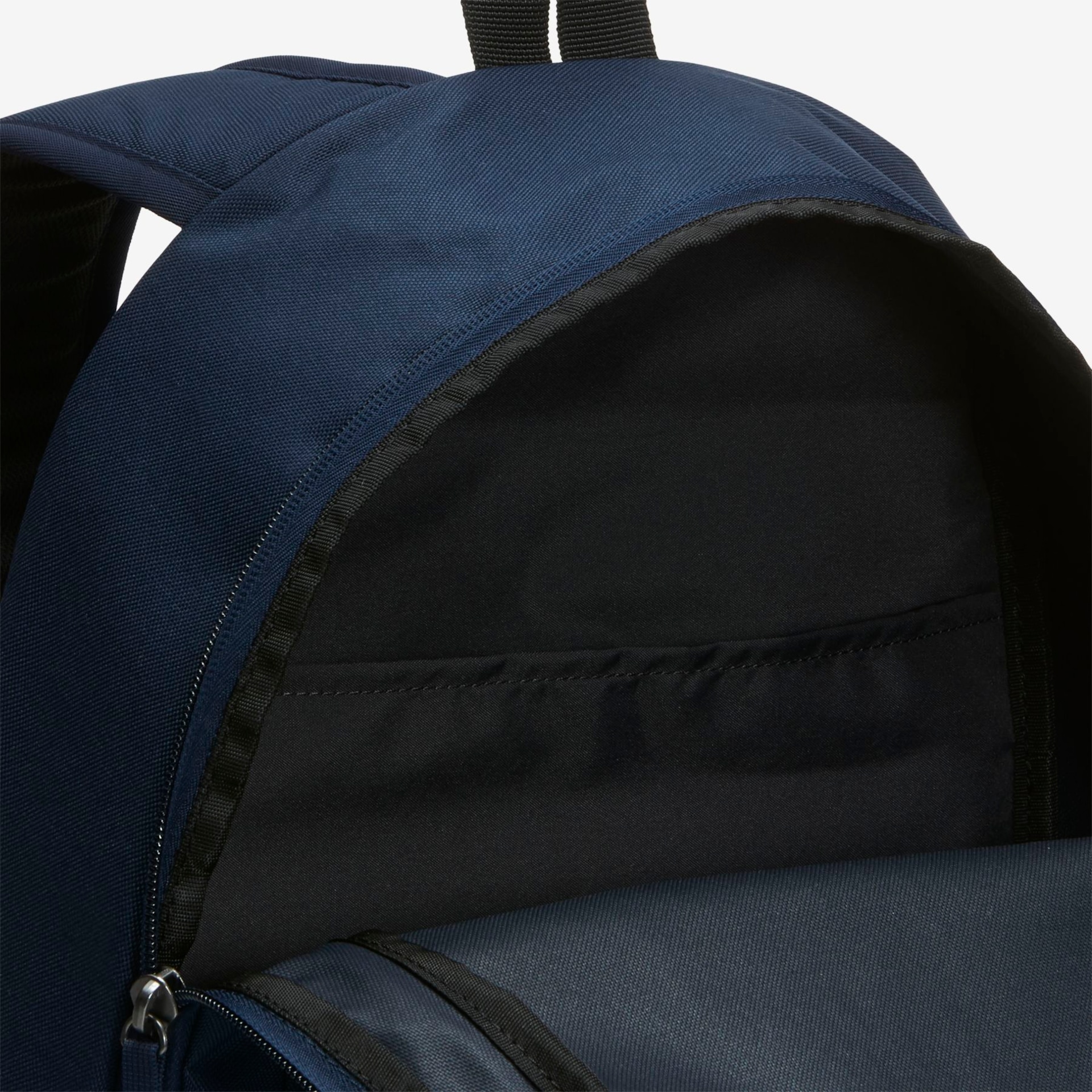 Mochila Nike Heritage Solid Unissex - Foto 4