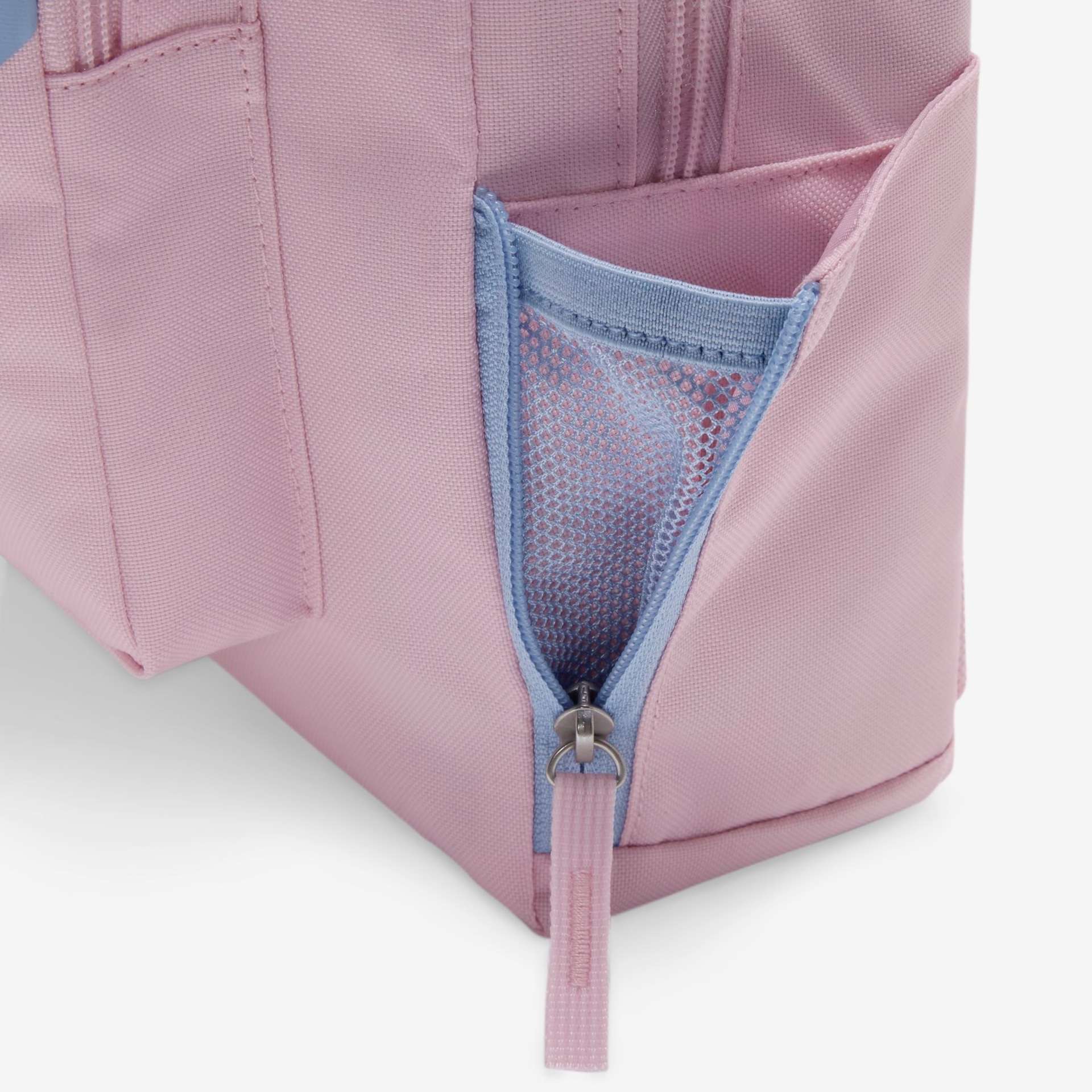 Mochila Nike Classic Infantil - Foto 7