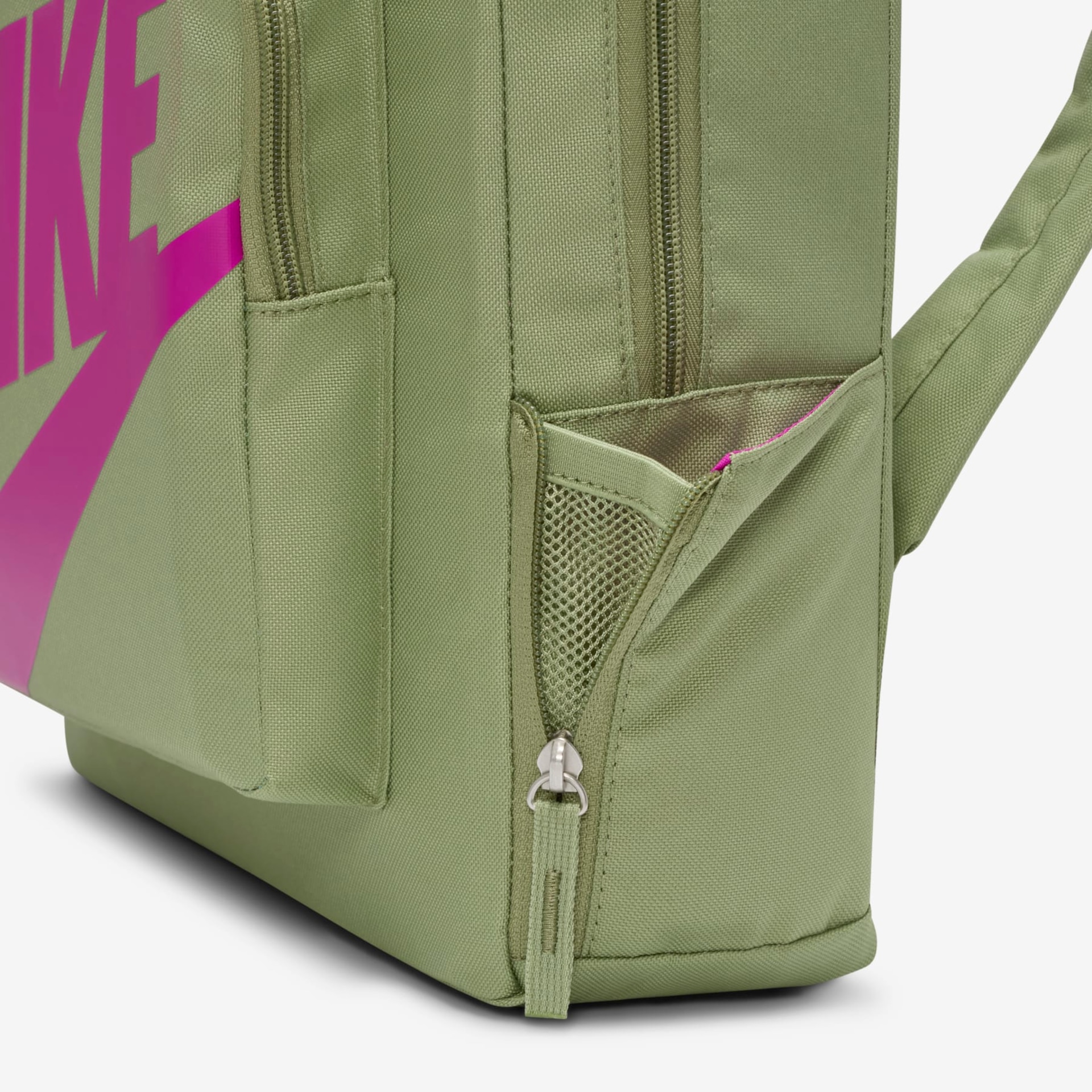 Mochila Nike Classic Infantil - Foto 7