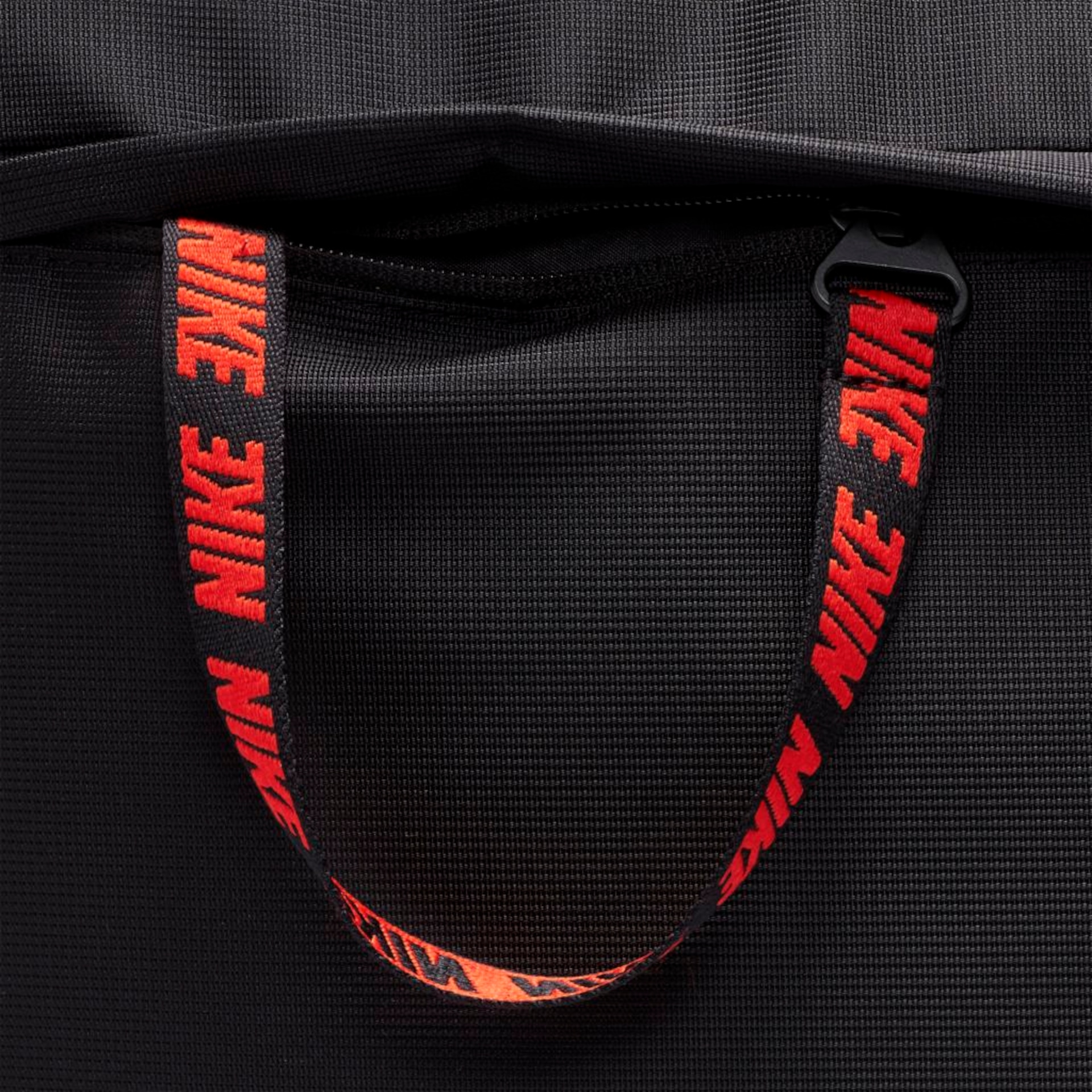 Bolsa Nike Sportswear Essentials Unissex - Foto 6