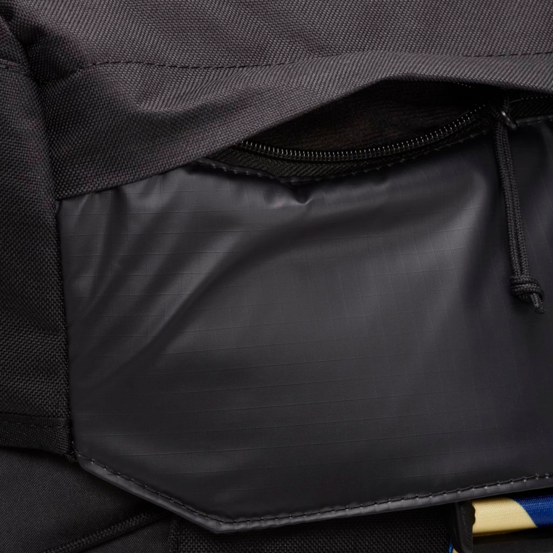 Mochila Nike Kyrie - Foto 8