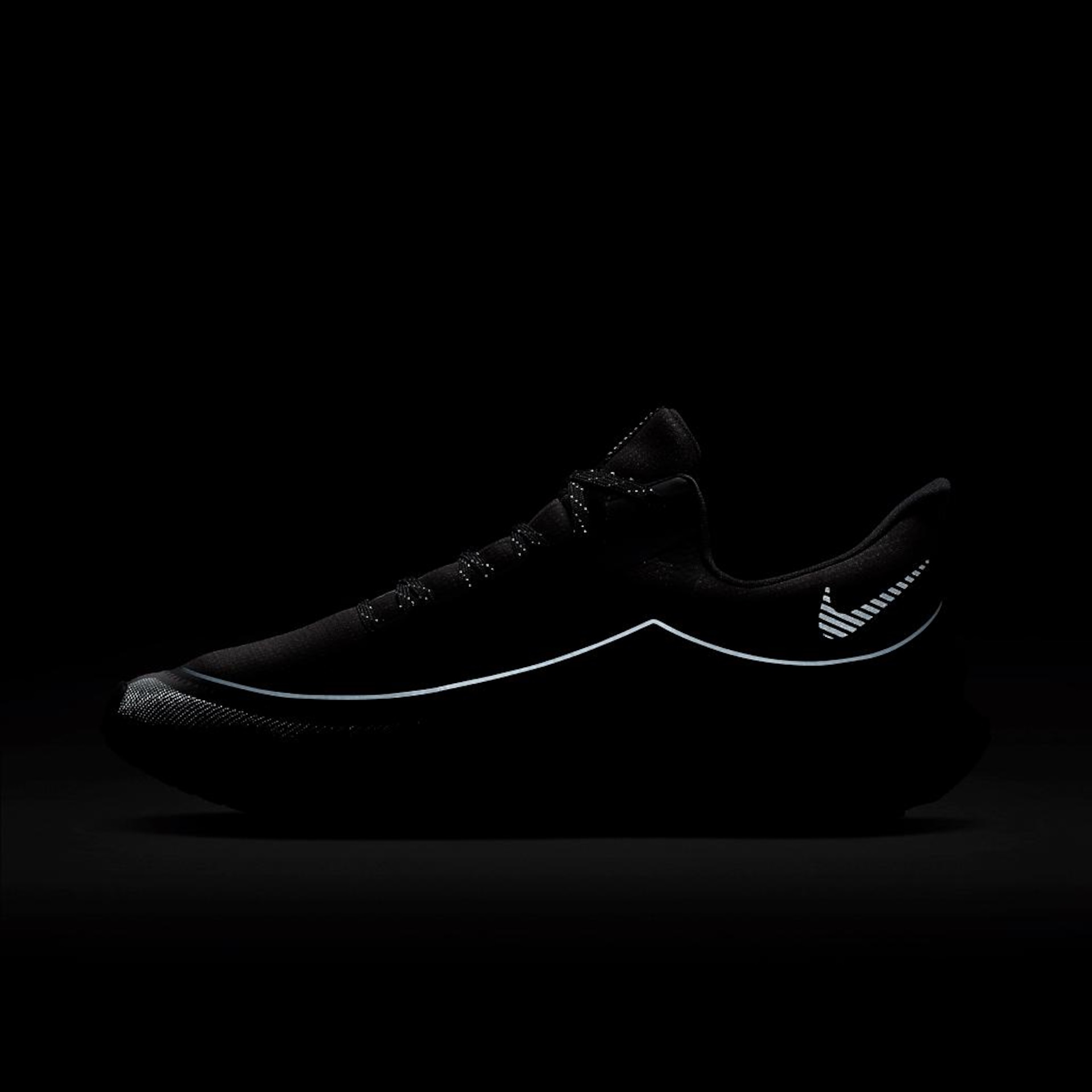 Tênis Nike Zoom Winflo 6 Shield Masculino - Foto 8