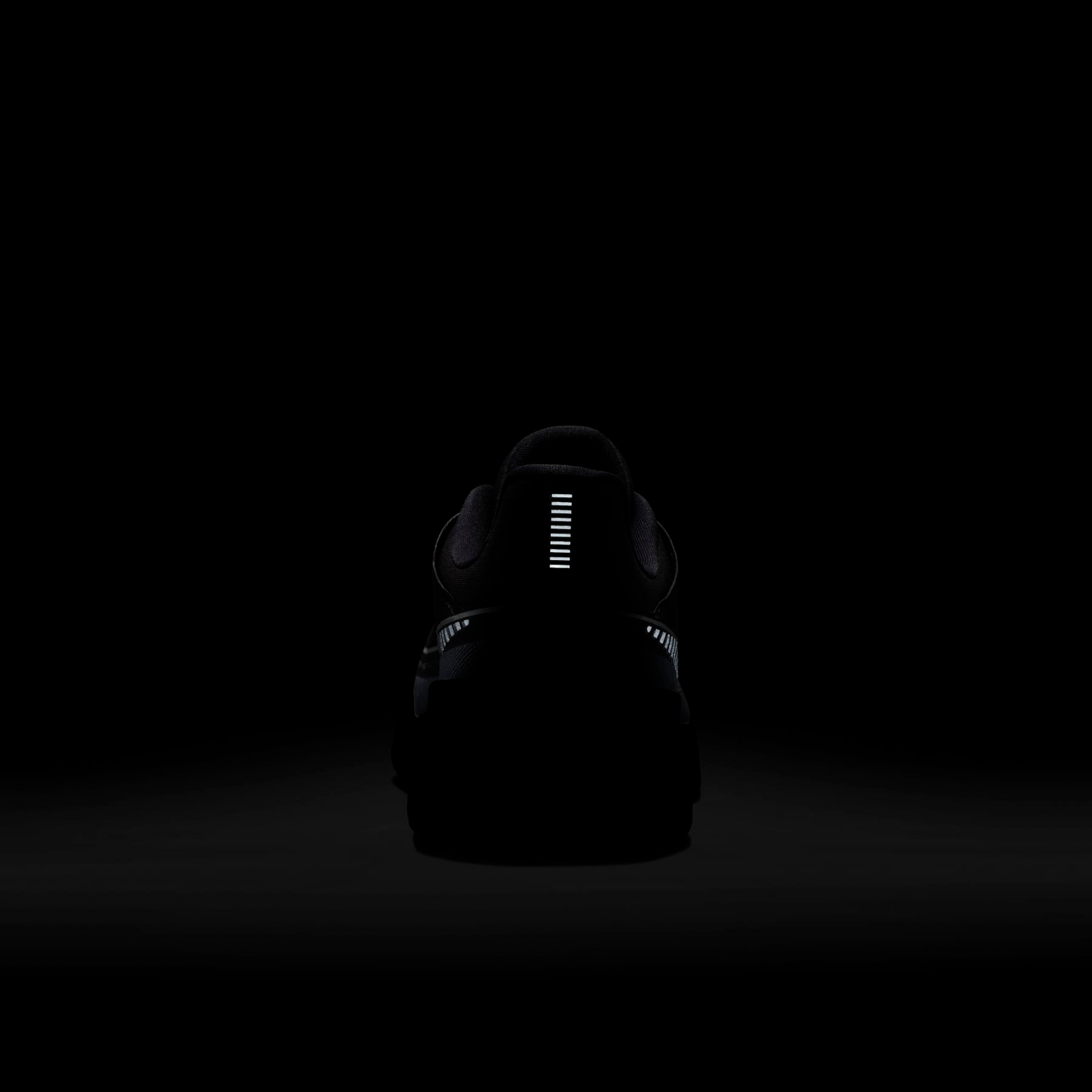 tenis nike react legend 2