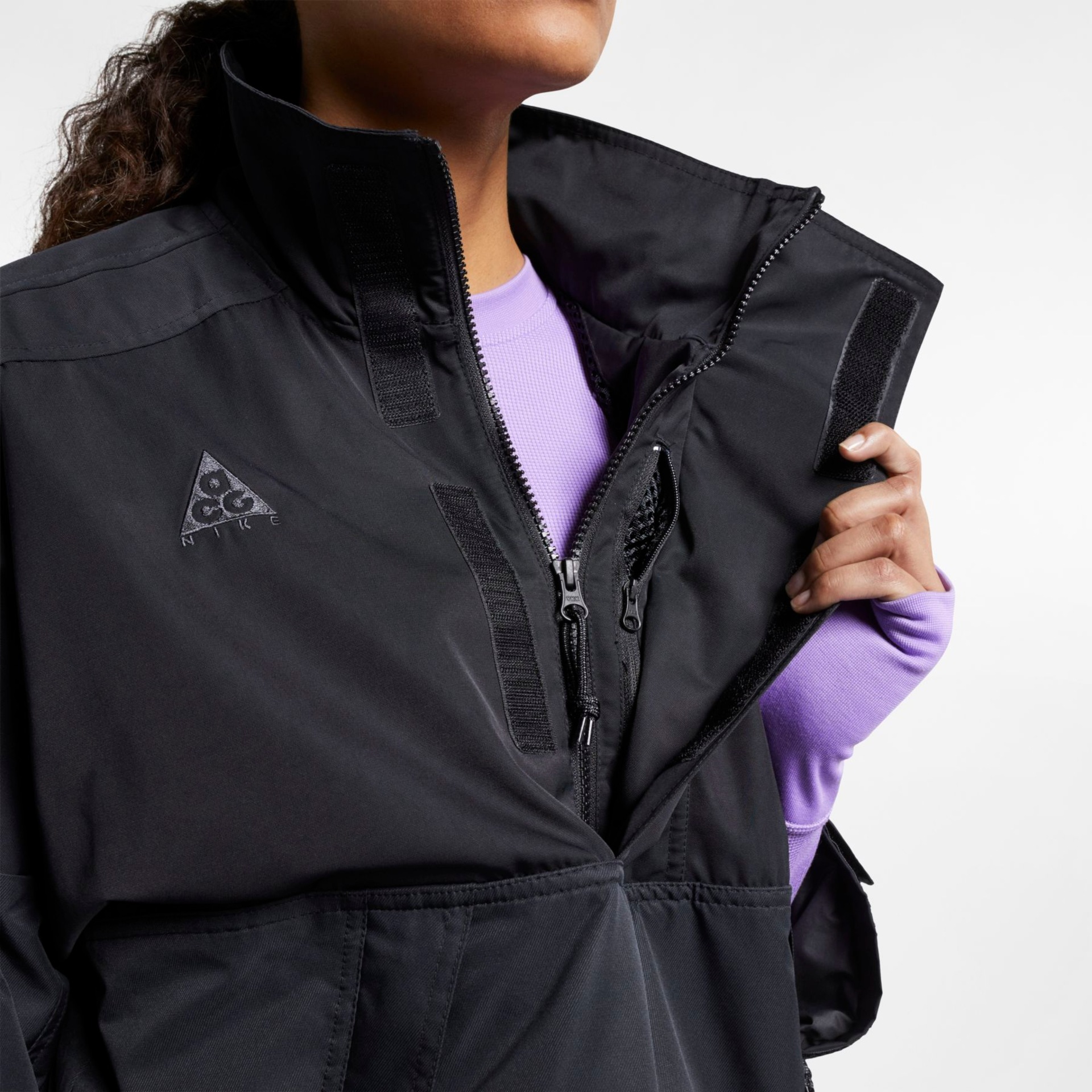 Blusão Nike ACG Anorak Feminino - Foto 7