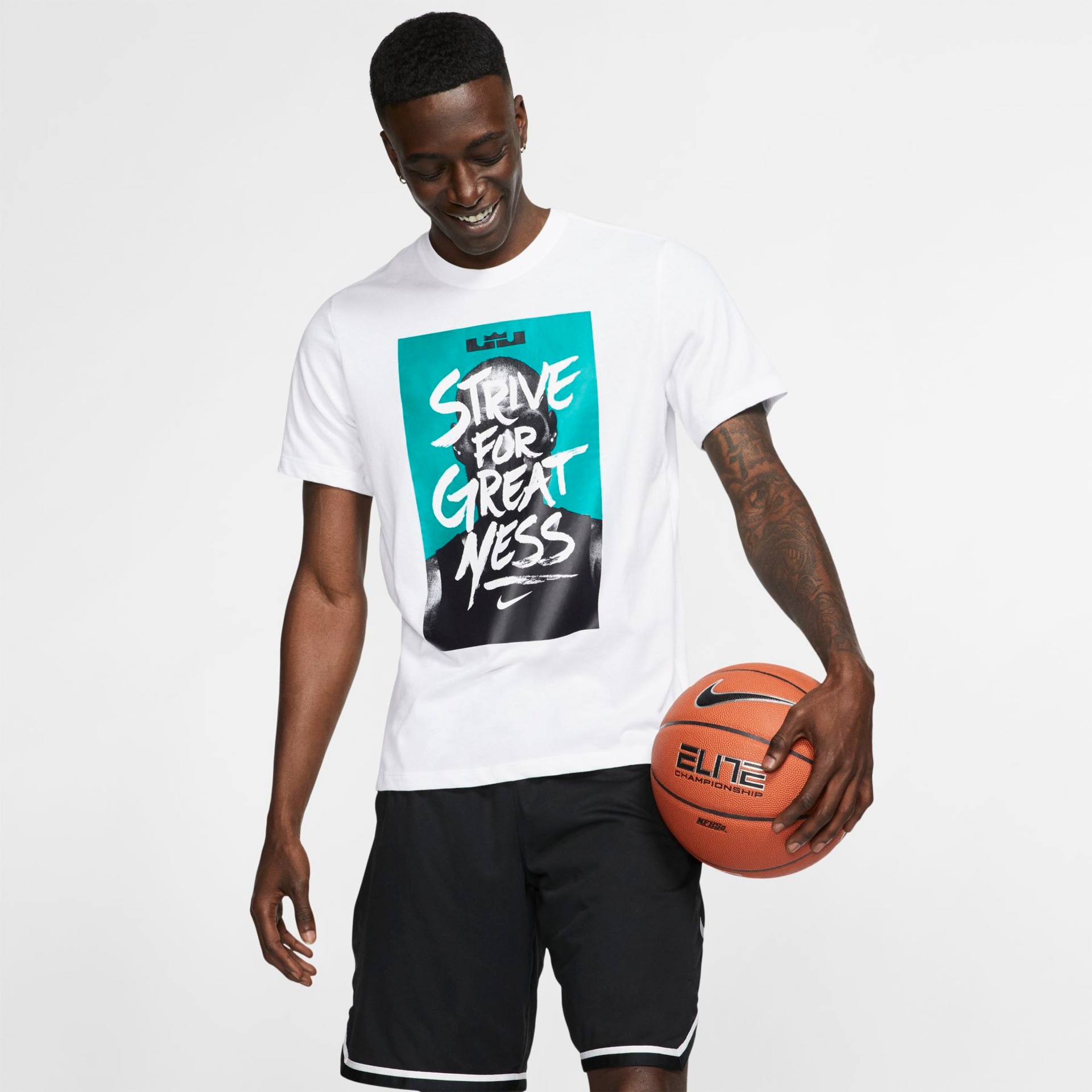 Camiseta LeBron Nike Dri-FIT "Strive For Greatness" Masculina - Foto 1