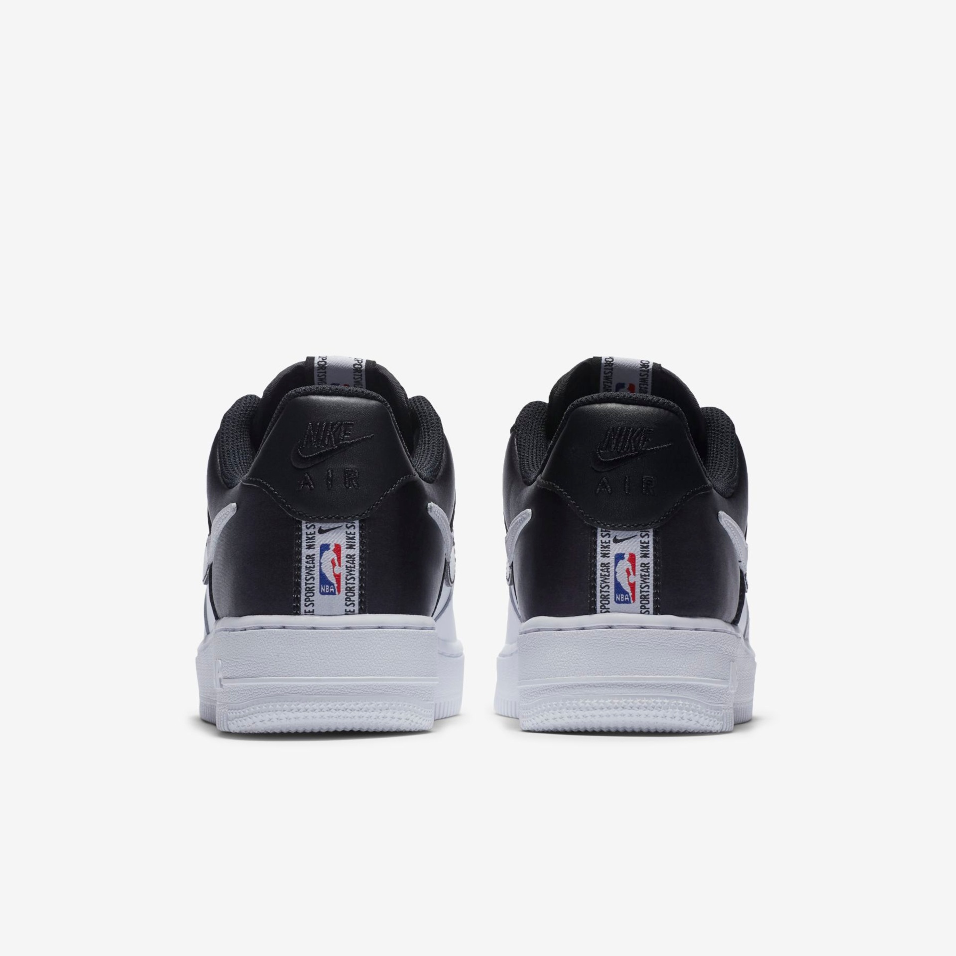 Tênis Nike Air Force 1 NBA Masculino - Foto 6