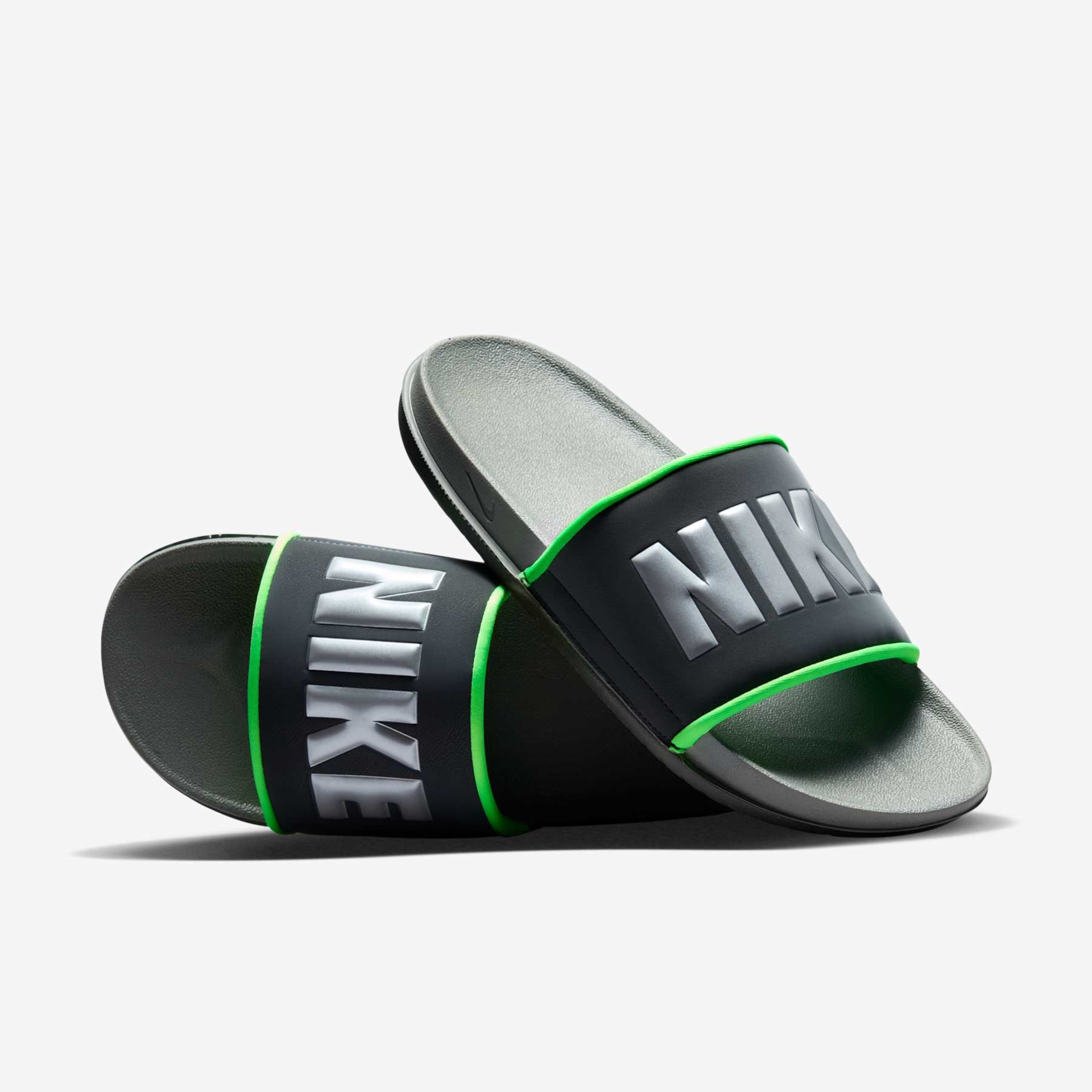 Chinelo Nike Offcourt Masculino - Foto 1