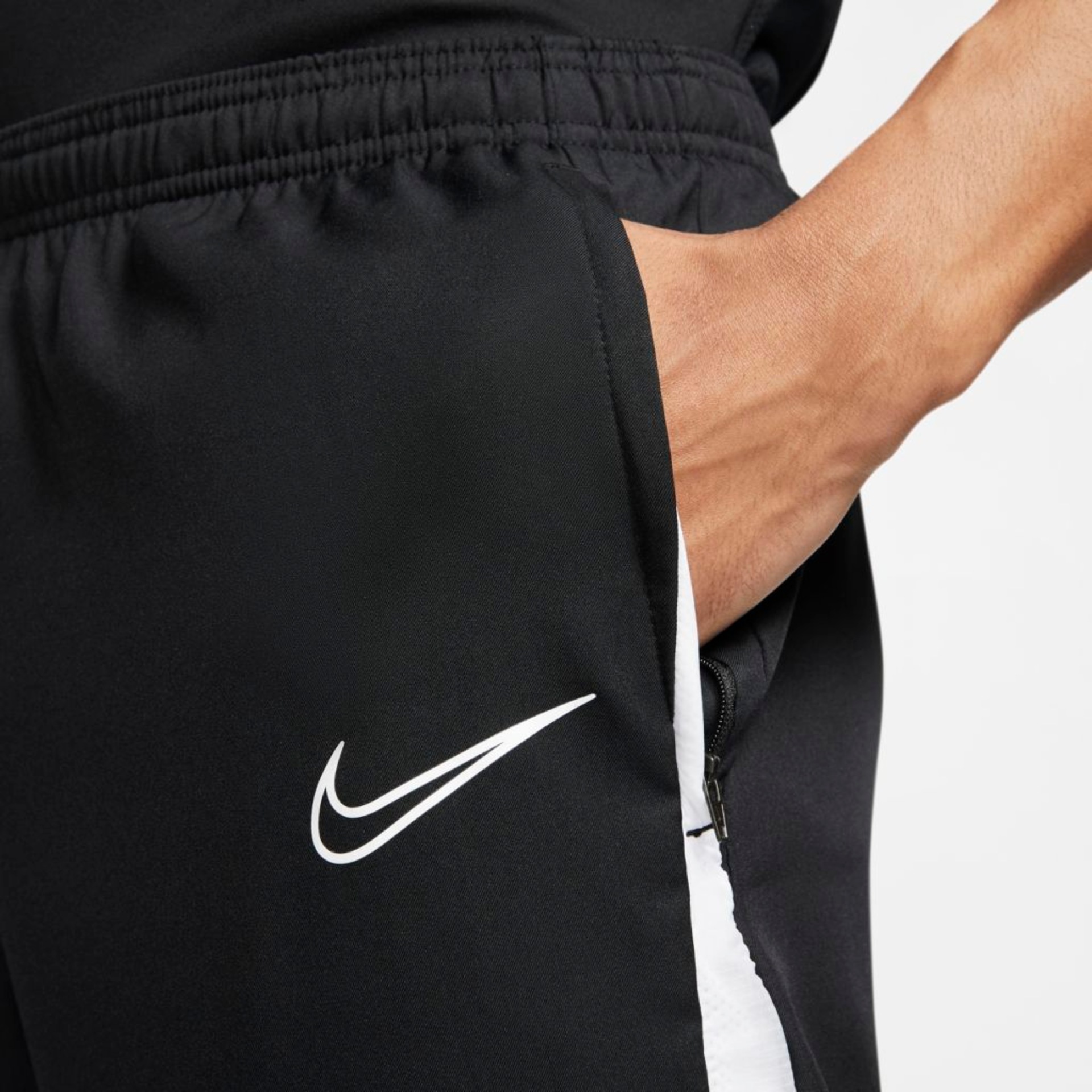 Calça de Treino Nike Dri-FIT Masculina - Foto 4