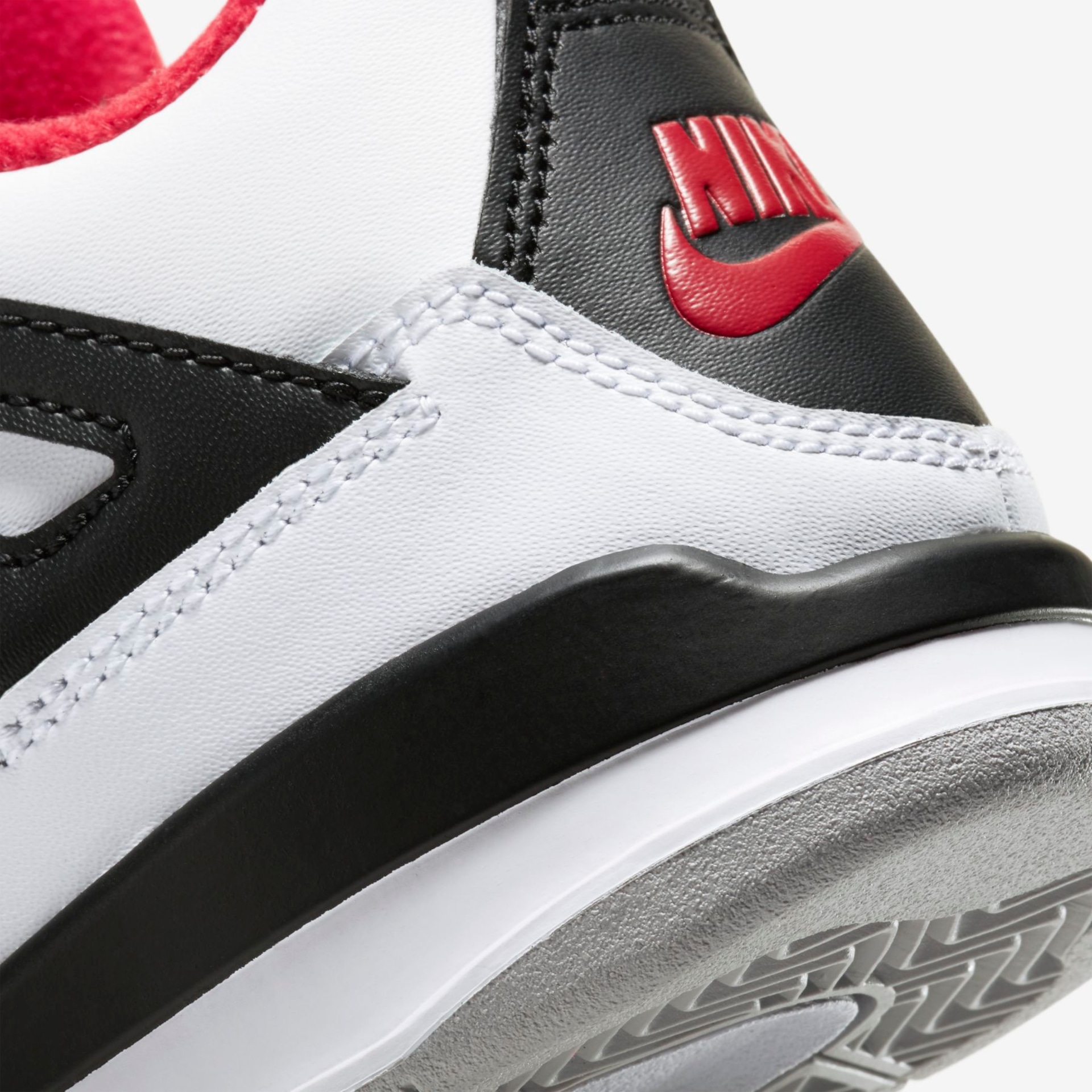 Tênis Jordan 4 Retro Infantil - Foto 8