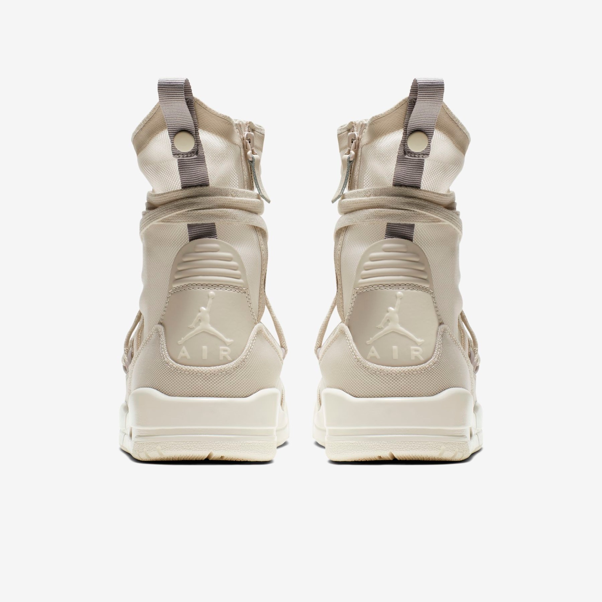 Tênis Air Jordan 3 Retro Explorer Lite XX Feminino - Foto 6