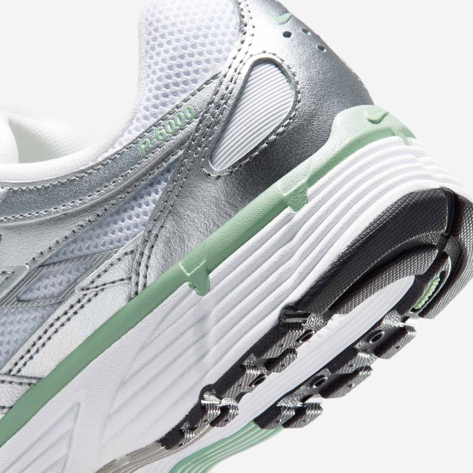 Tênis Nike P-6000 Feminino - Foto 8