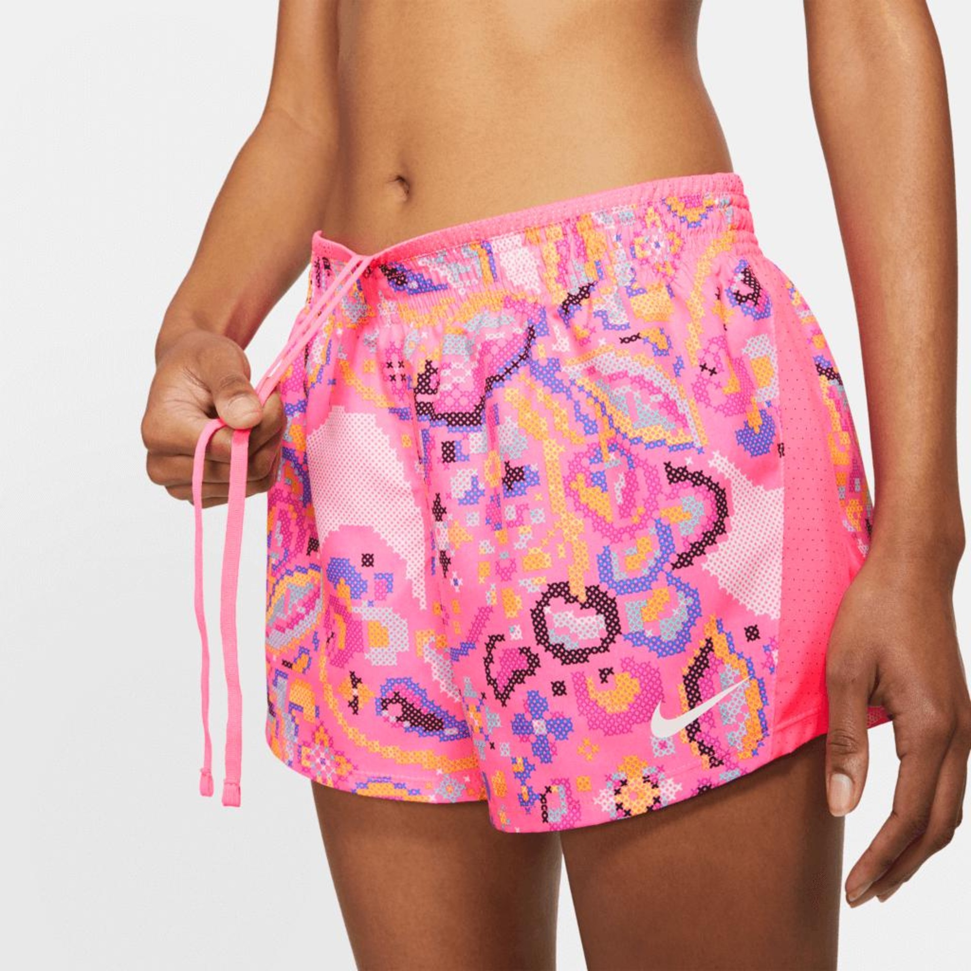 Oferta de Shorts Nike 10K Feminino Nike Just Do It