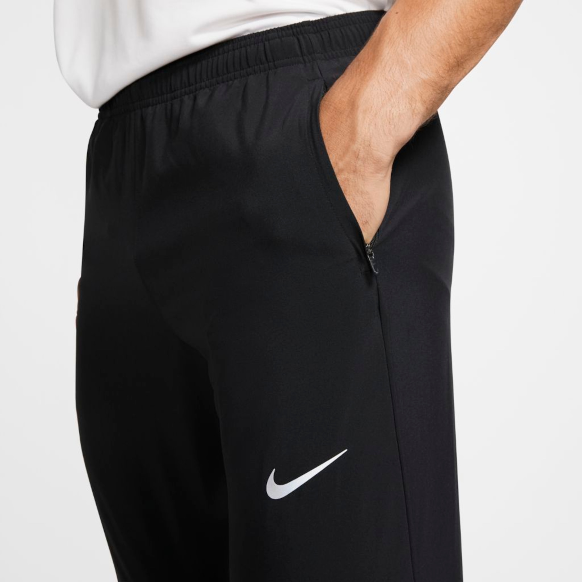 Calça Nike Essential Woven Masculina - Foto 3