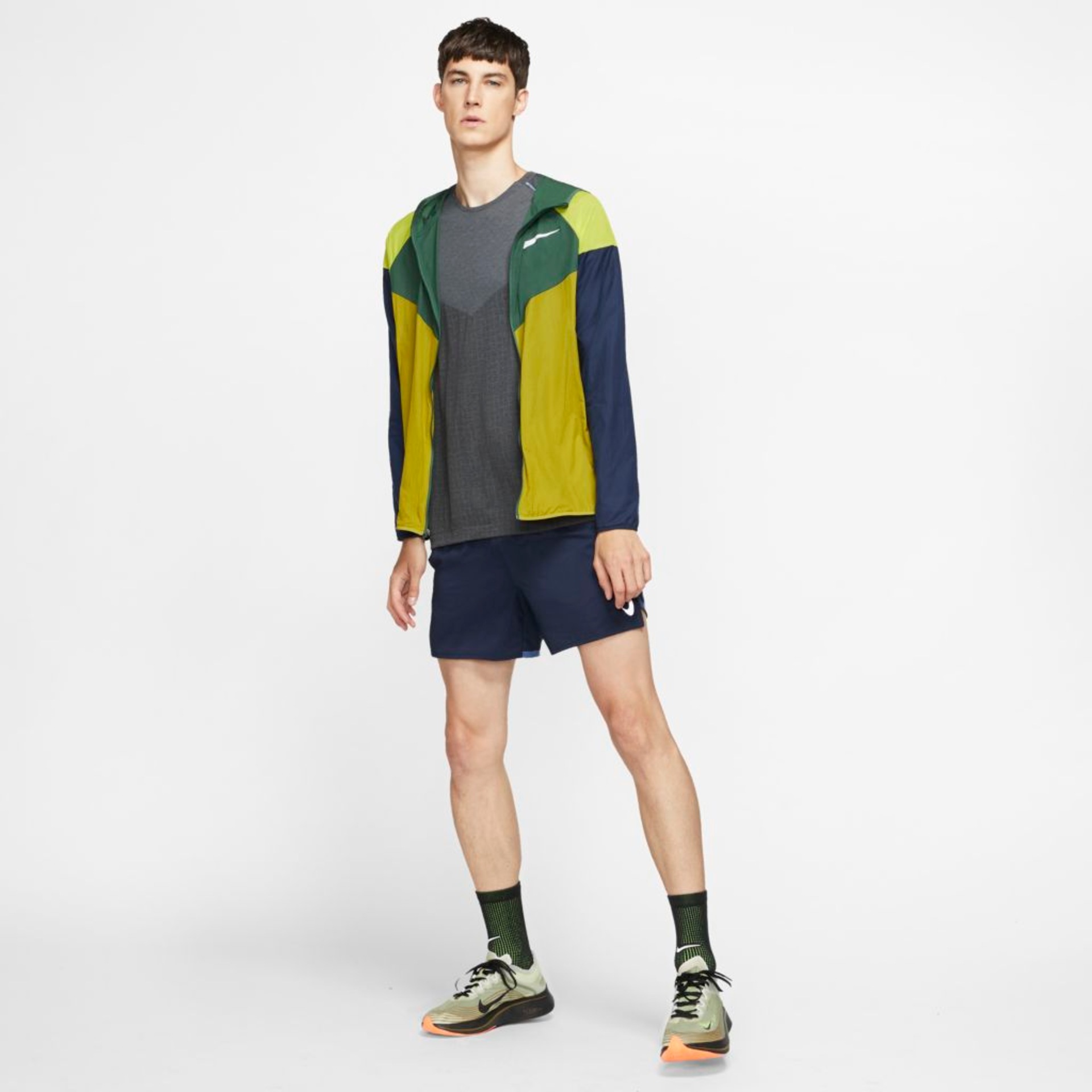 Shorts Nike Air Flex Stride Masculino - Foto 8