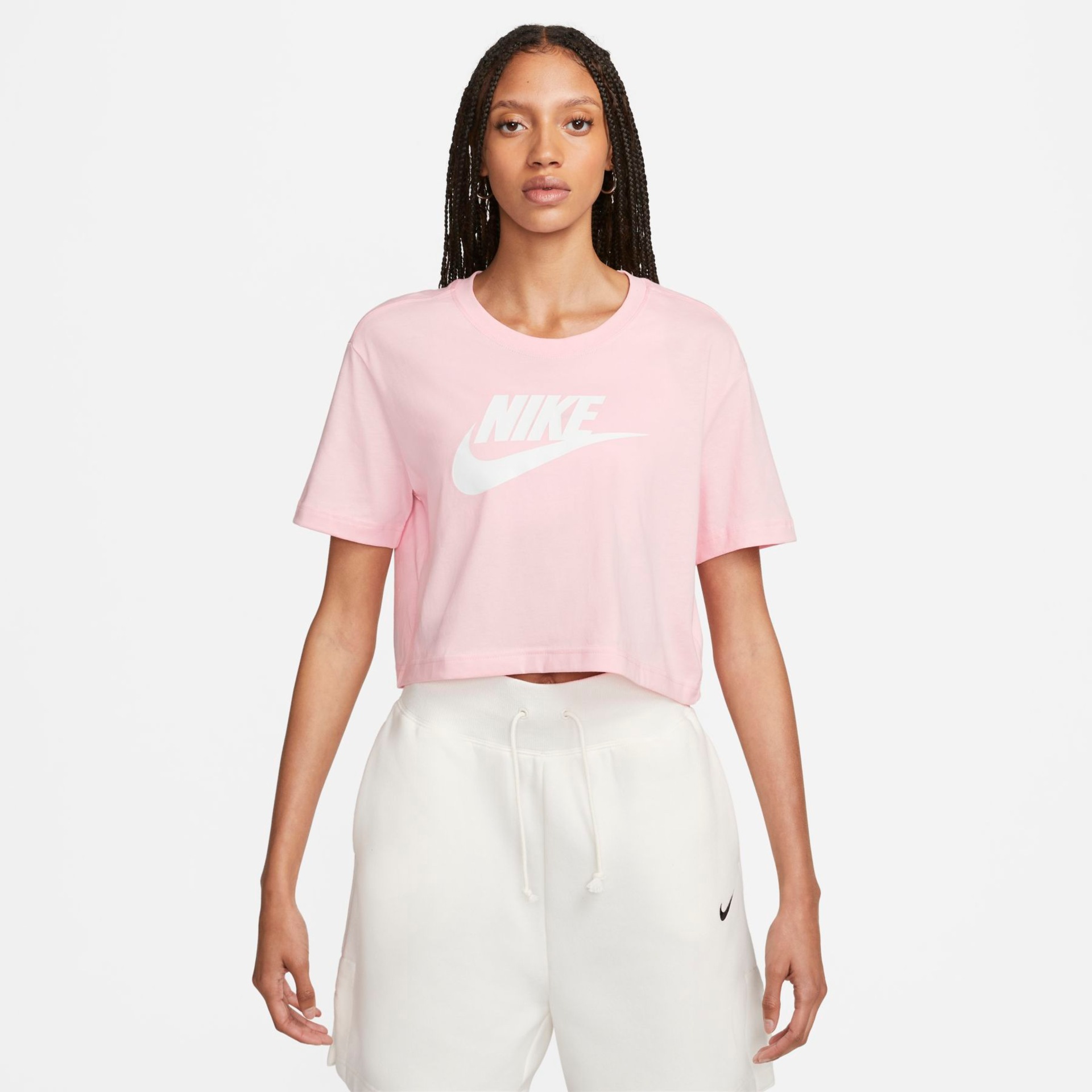 Camiseta Nike Sportswear Essential Feminina - Foto 1