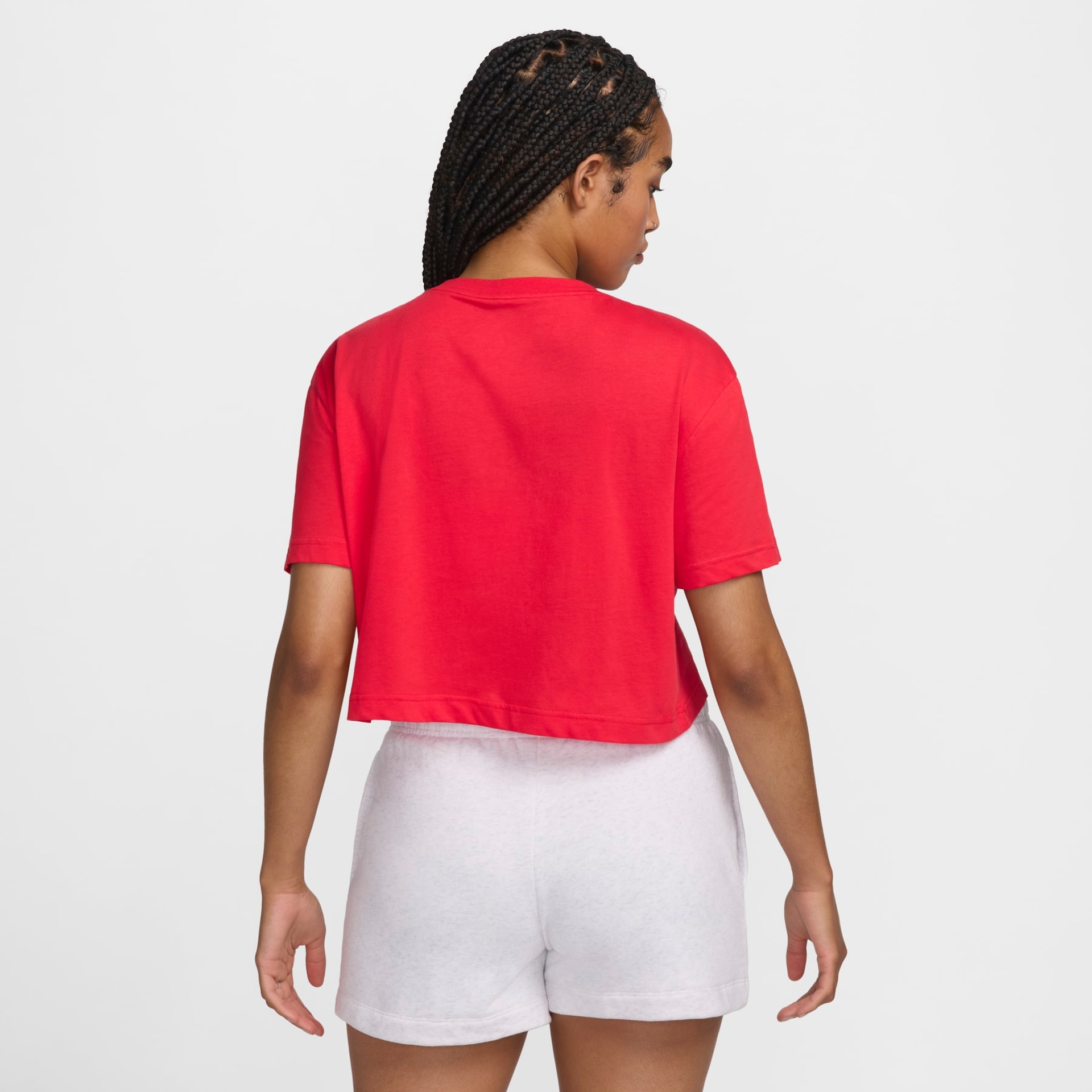 Camiseta Nike Sportswear Essential Feminina - Foto 2