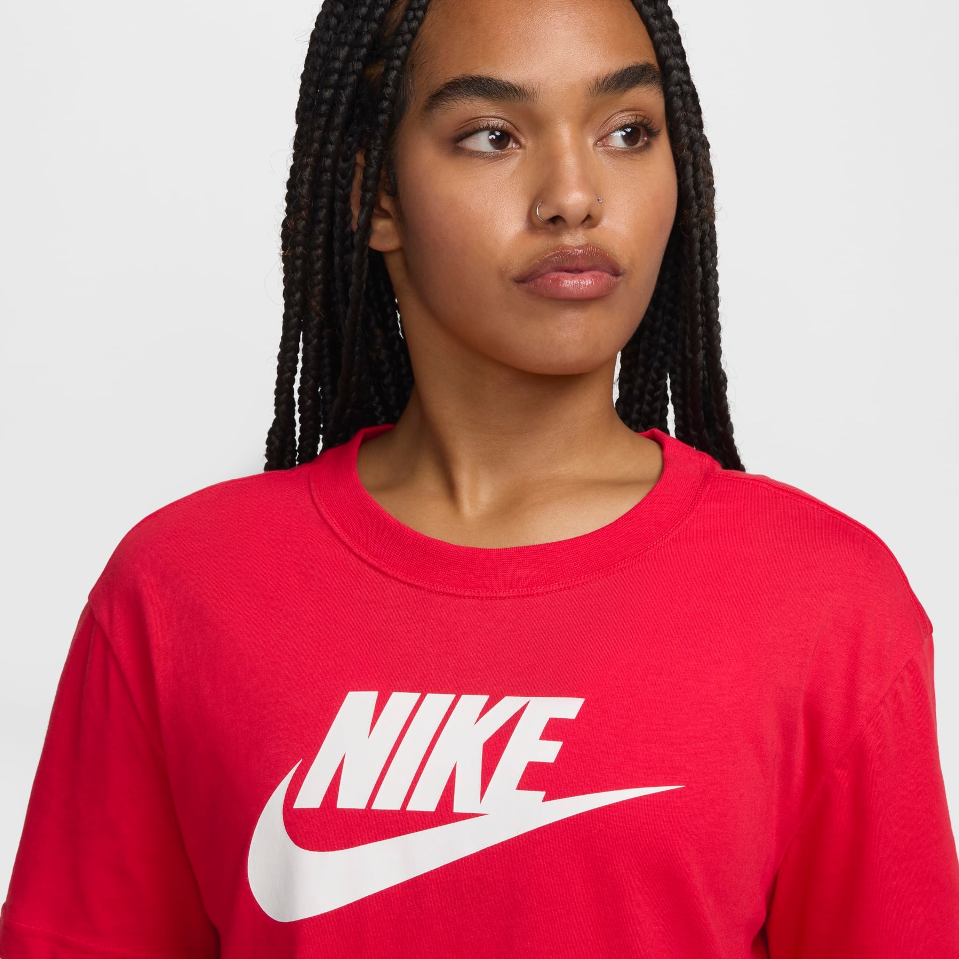 Camiseta Nike Sportswear Essential Feminina - Foto 3
