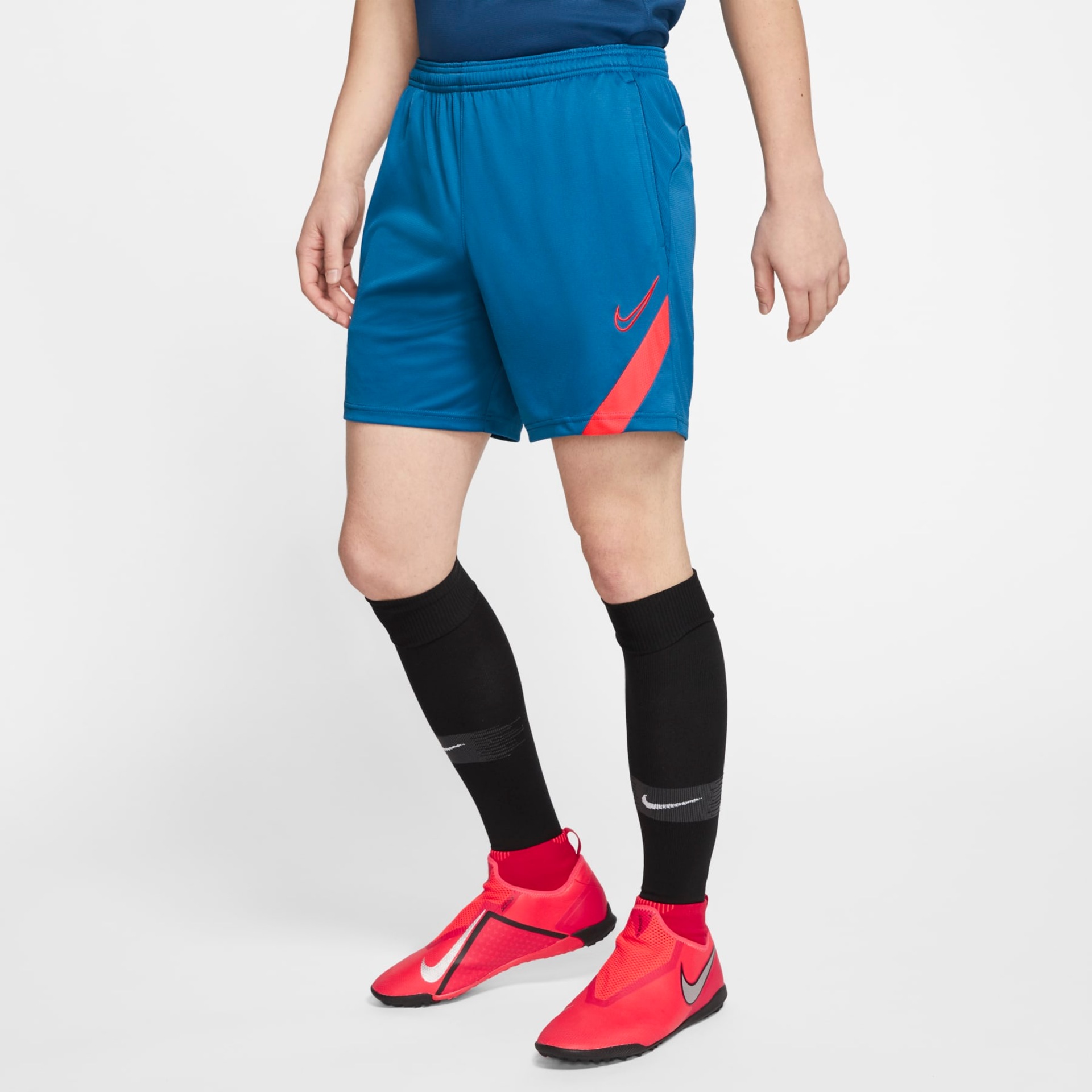Shorts Nike Dri-FIT Academy Pro Masculino - Foto 1