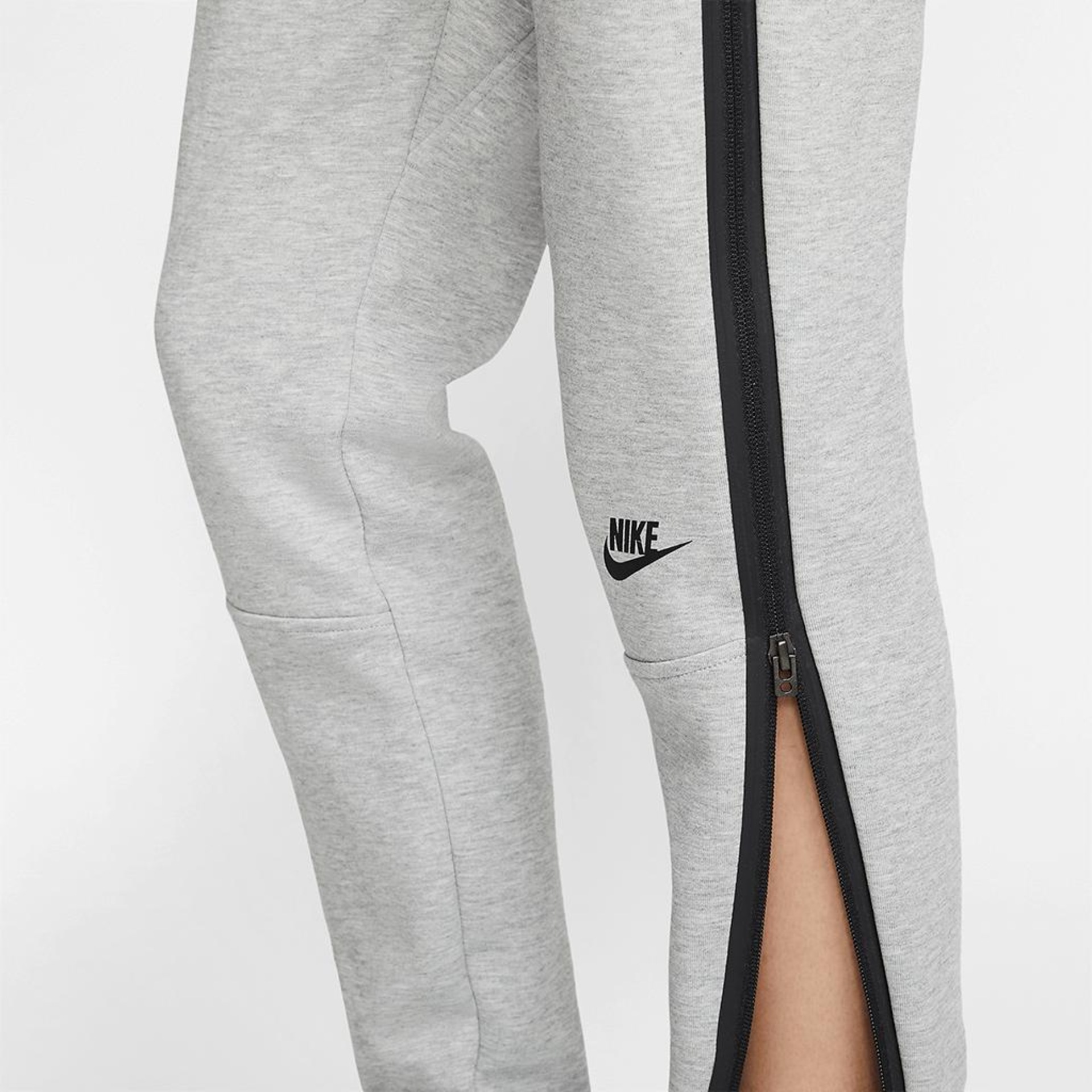 Calça Nike Sportswear Tech Fleece Feminina - Foto 4