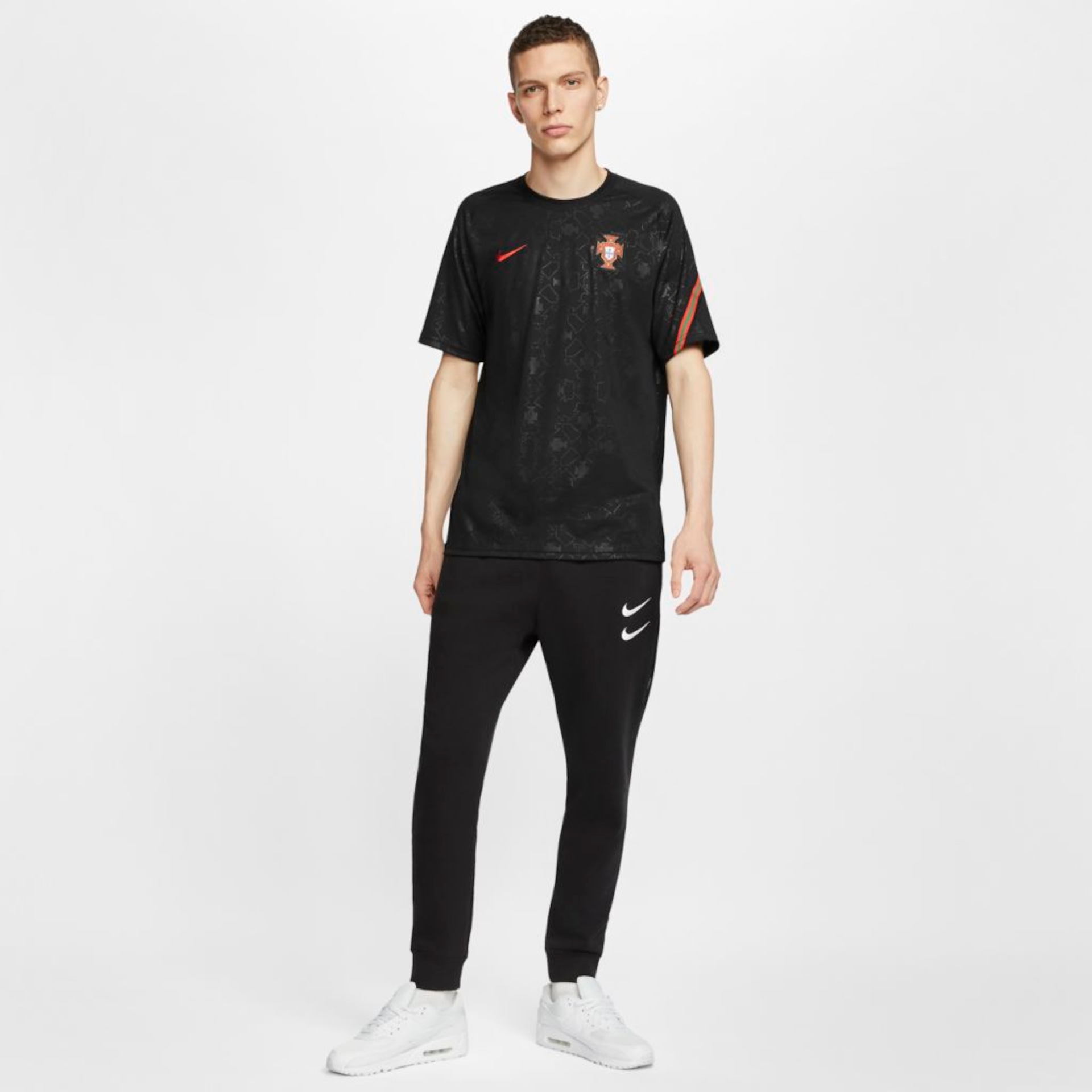 Camiseta Nike Portugal Pré Jogo 2020/21 Masculina - Foto 6