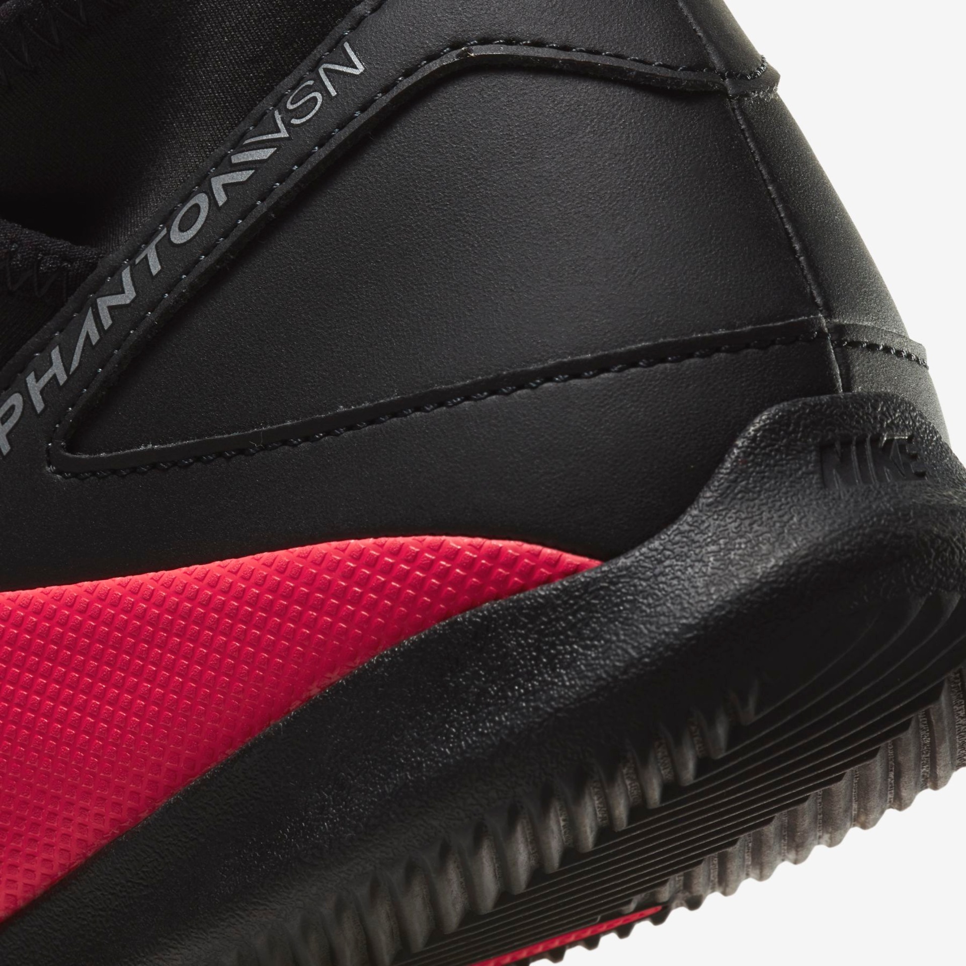 Chuteira Nike Phantom Vision 2 Club Futsal - Foto 8